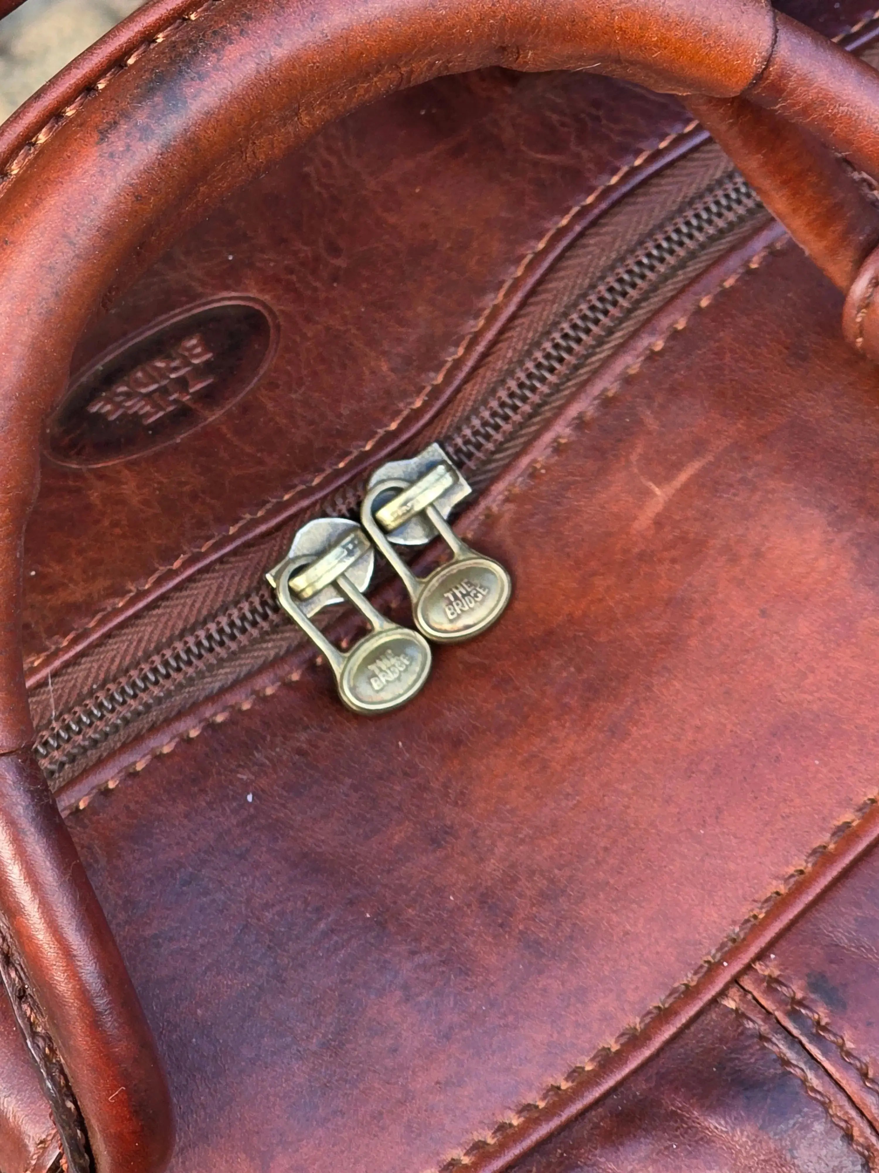 Torebki vintage – recenzja luksusowych modeli po renowacji karenlike vintage bags