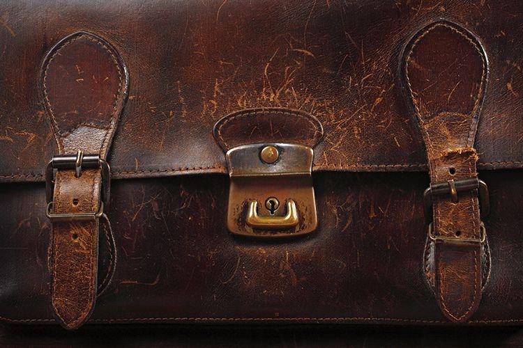Dlaczego skóra pęka i się łuszczy? Torebki skórzane karenlike vintage bags