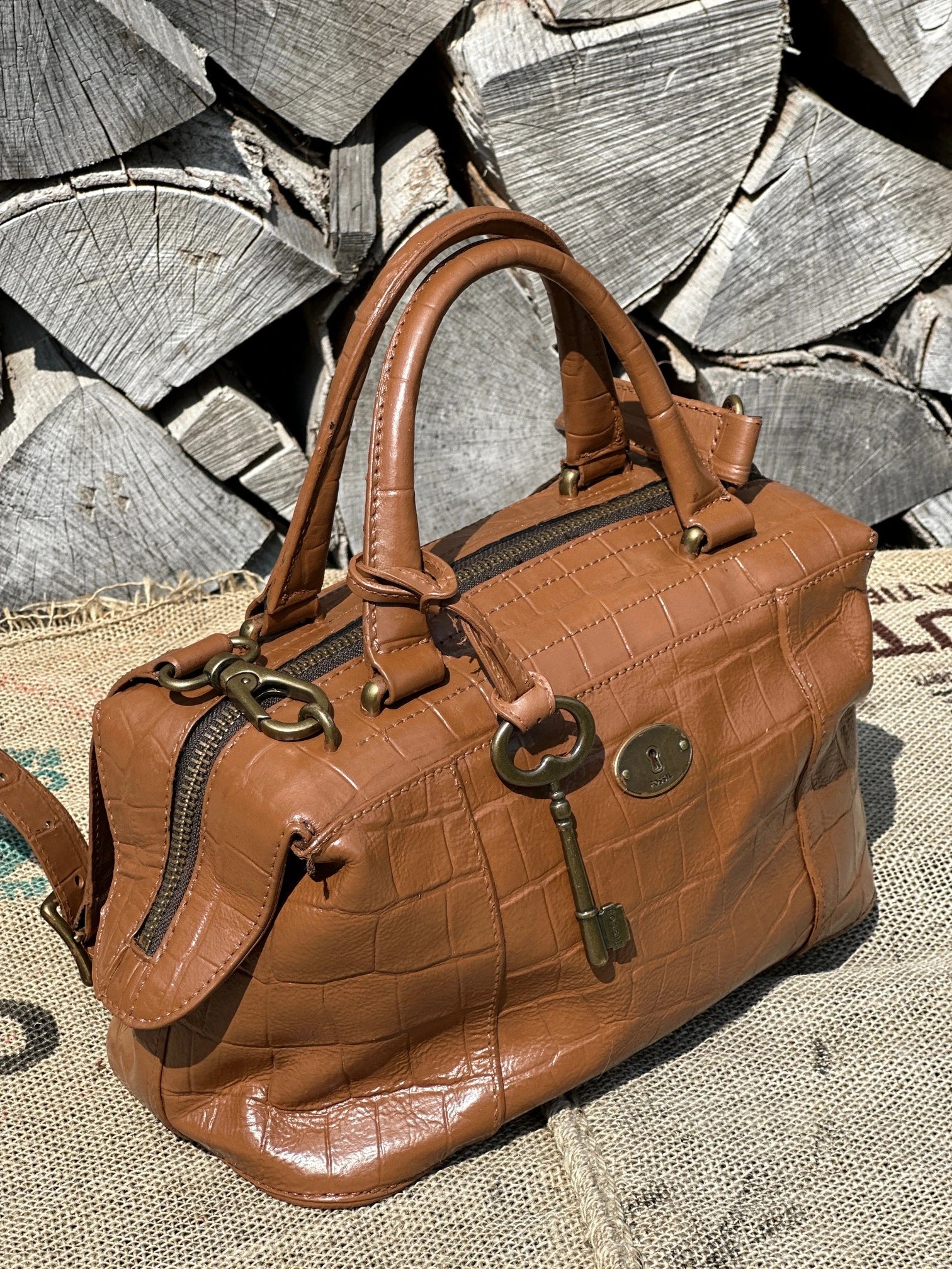 Torebka kuferek Fossil Vintage – na ramię lub do ręki | stan idealny | 100% skóra naturalna | Autentyczna