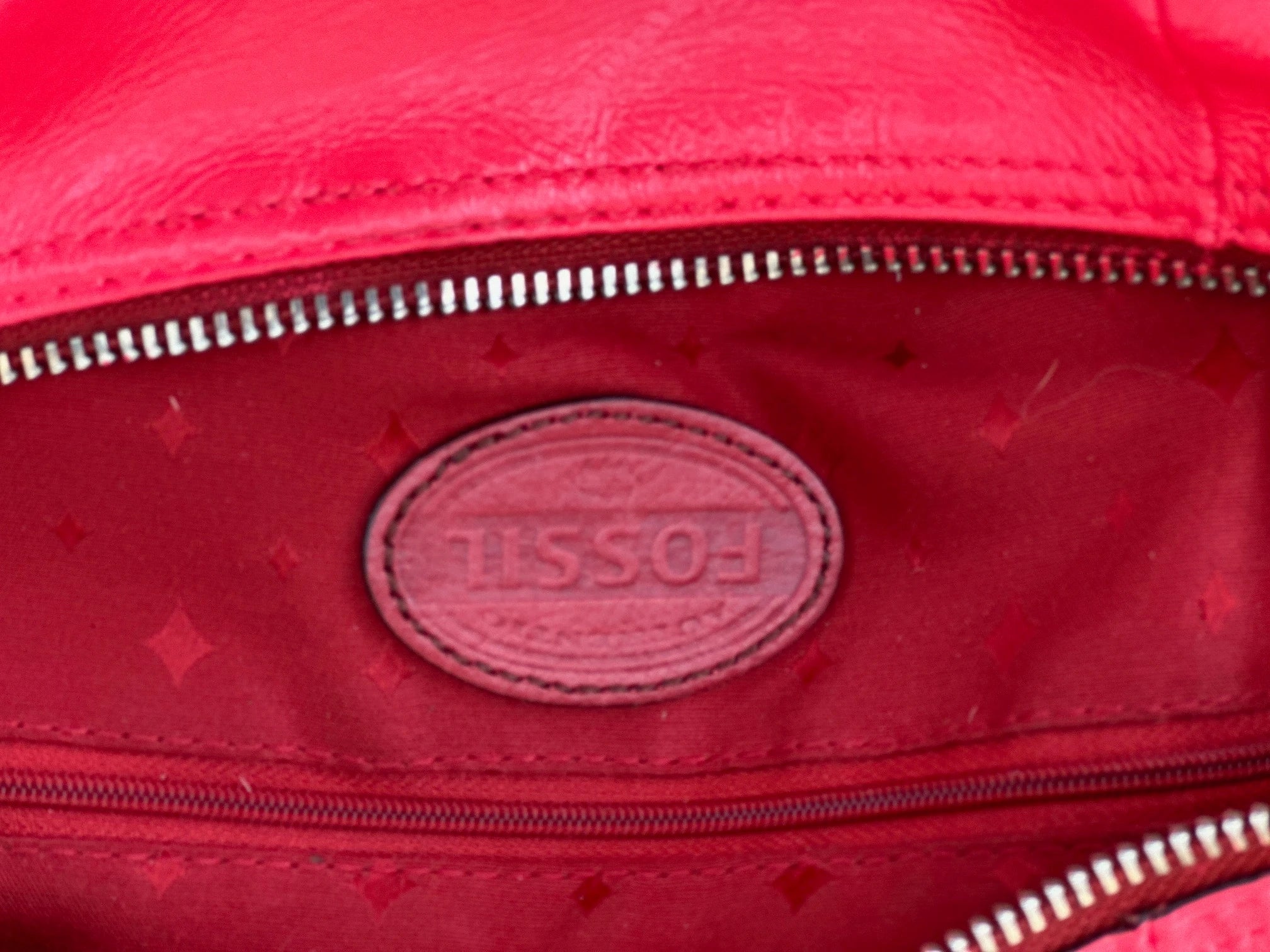 Fossil – Torba po Renowacji Truskawkowego Koloru