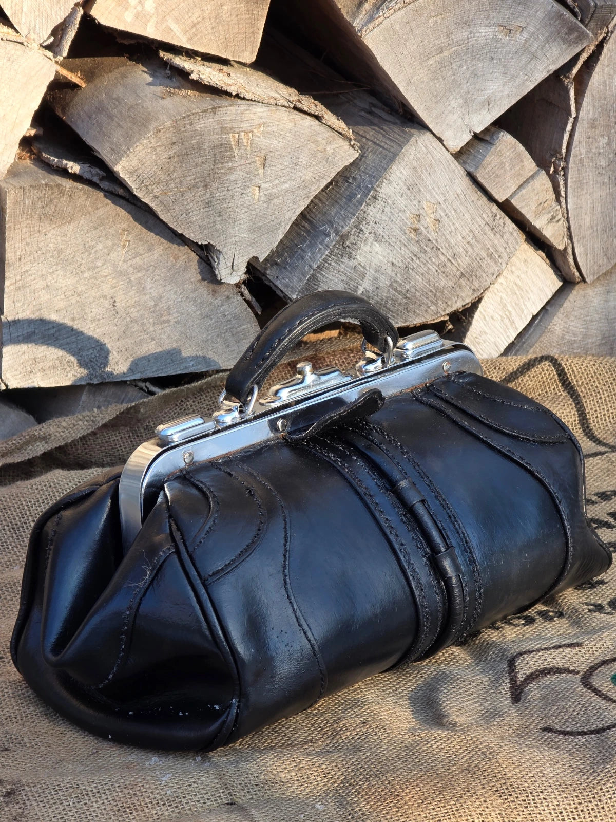 Mała Torba Lekarska Vintage Lata 1950/1960 – Skórzany Kuferek Medyczny | Po Renowacji Koloru | Stan Idealny