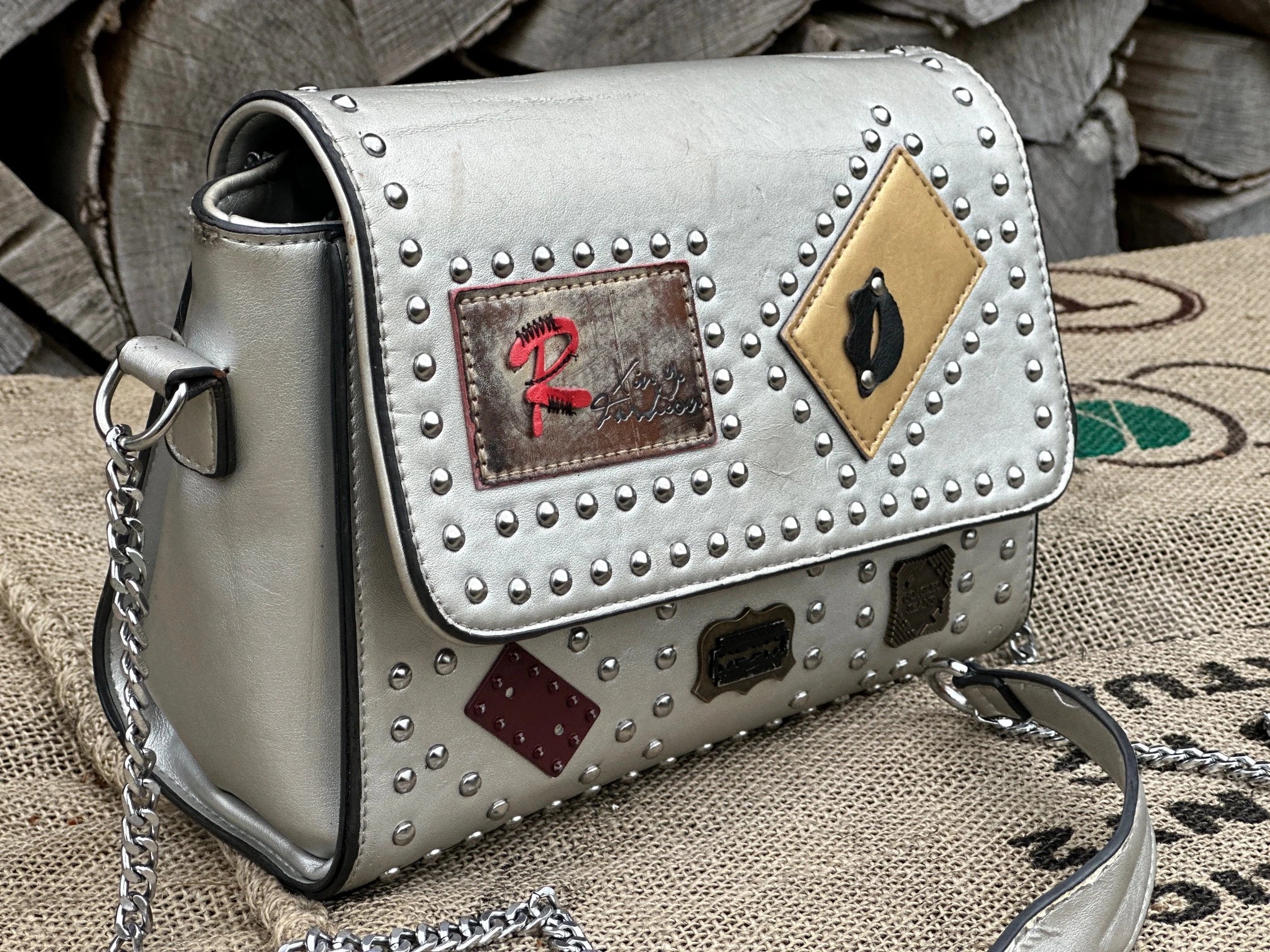 Kopertówka z cekinami i ćwiekami – stan idealny | 100% skóra naturalna | Autentyczna