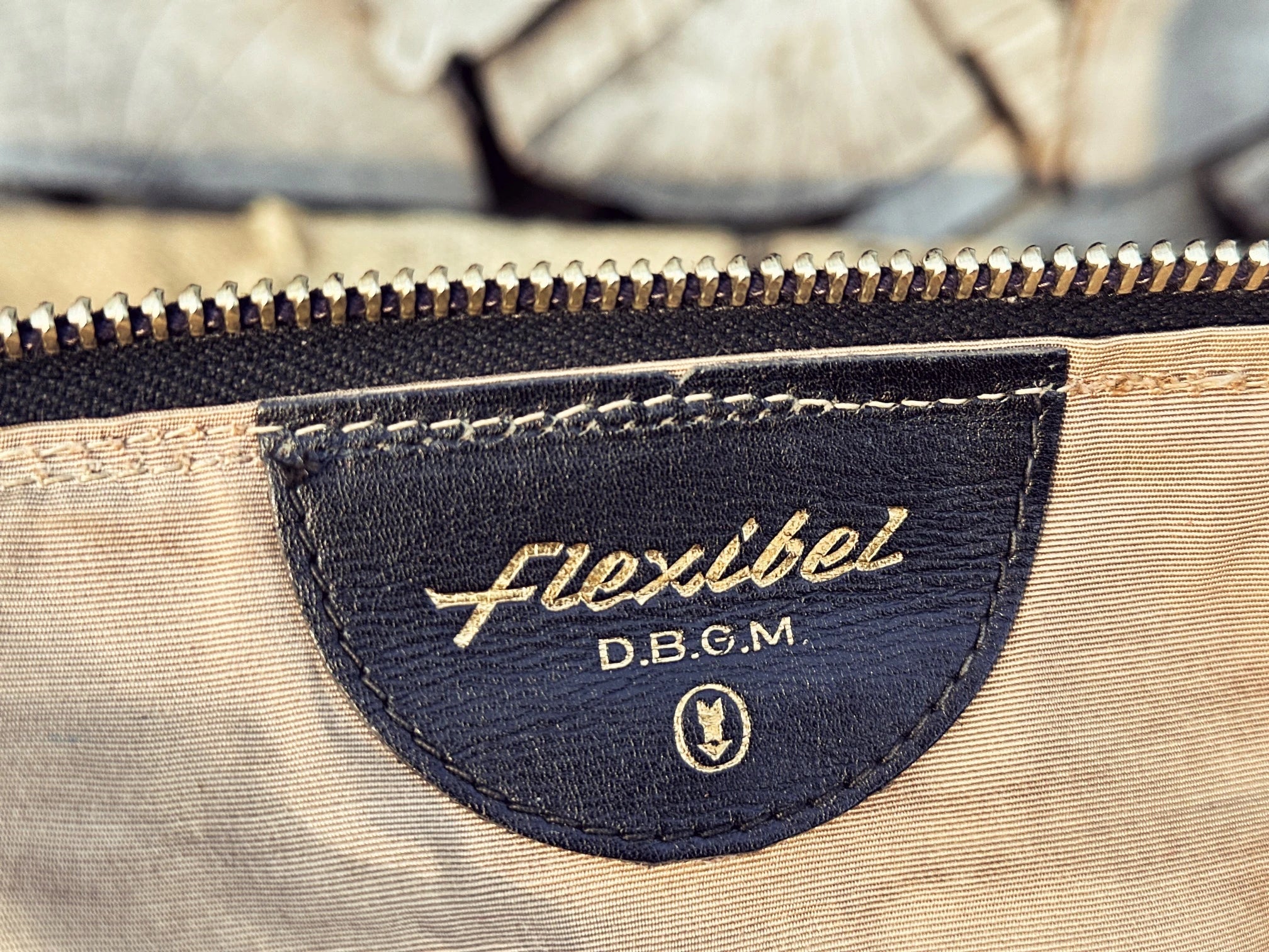 Torba weekendowa D.B.G.M Stan Idealny+ po pełnej renowacji koloru