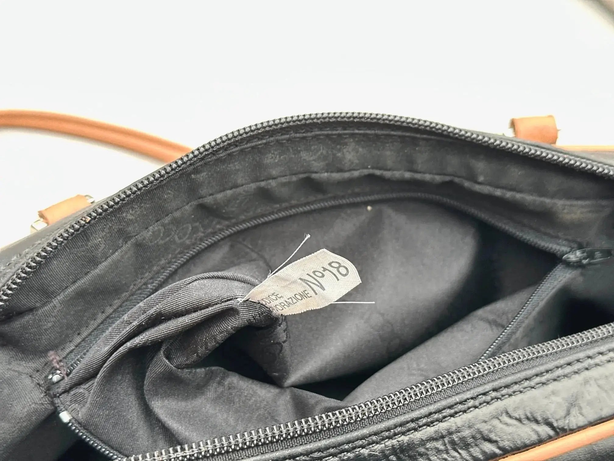 Coccinelle – Torba po Renowacji Koloru | 100% Autentyczna - karenlike.com