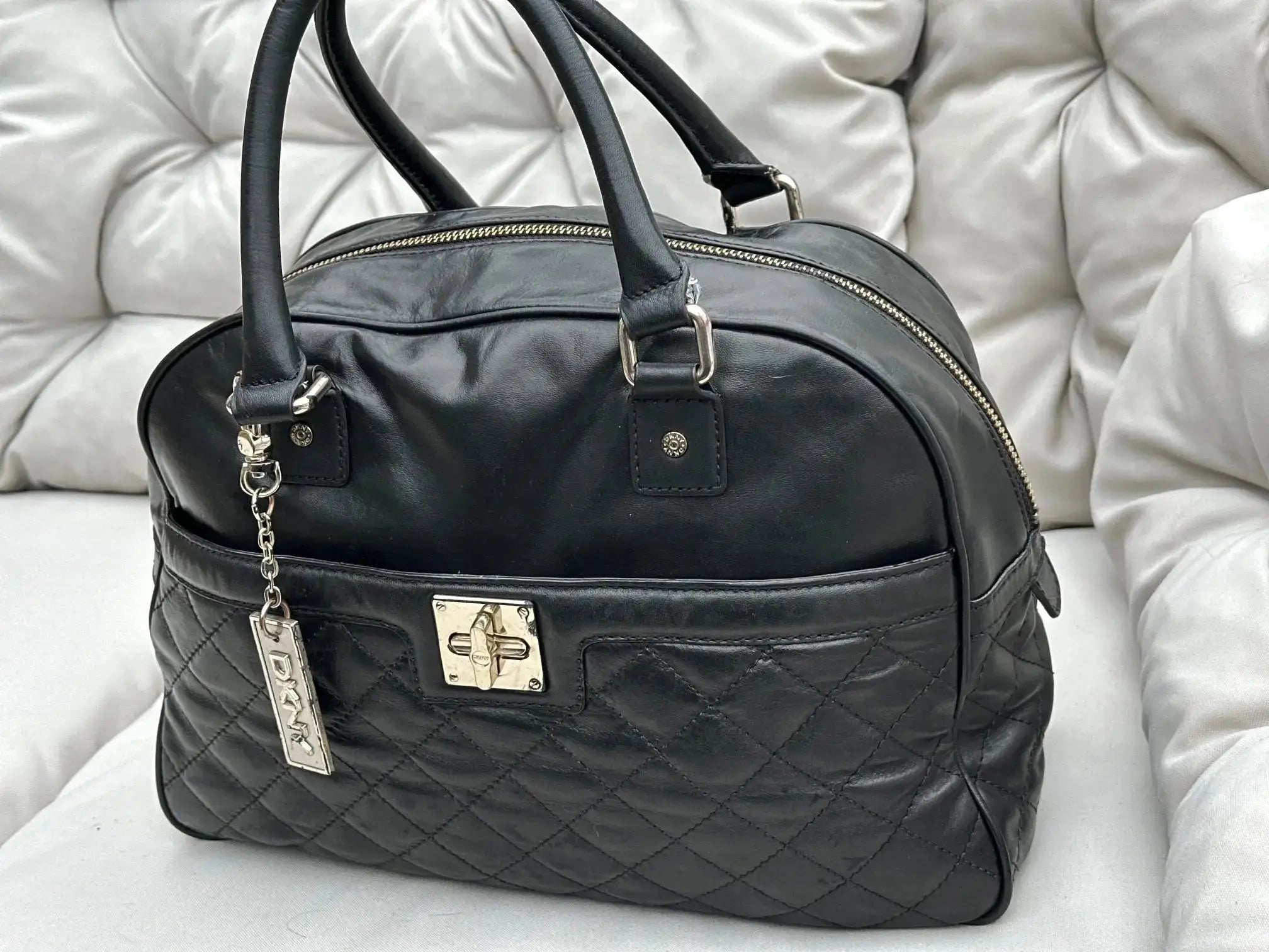 DKNY – Torebka po Renowacji Koloru | 100% Autentyczna - karenlike.com