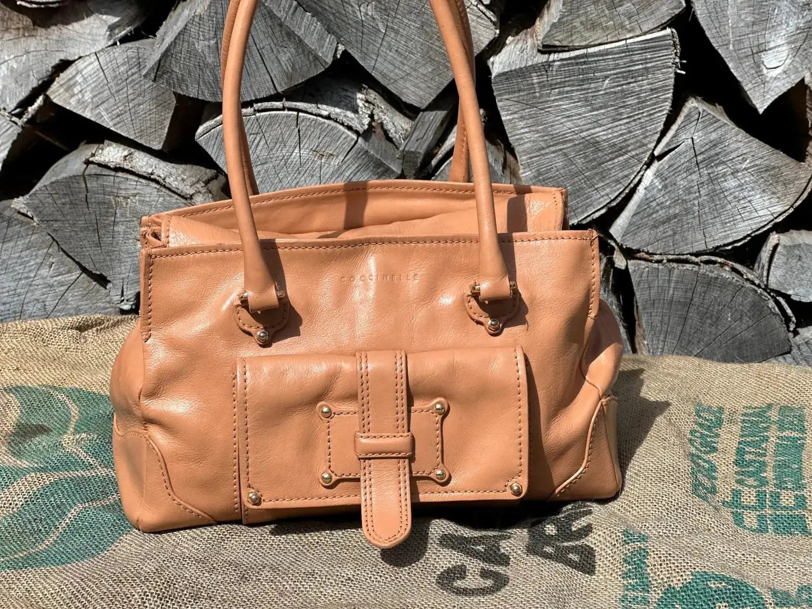 Duża Torebka Coccinelle do Ręki – Skórzana Vachetta | Stan Idealny Po Renowacji Koloru - karenlike.com