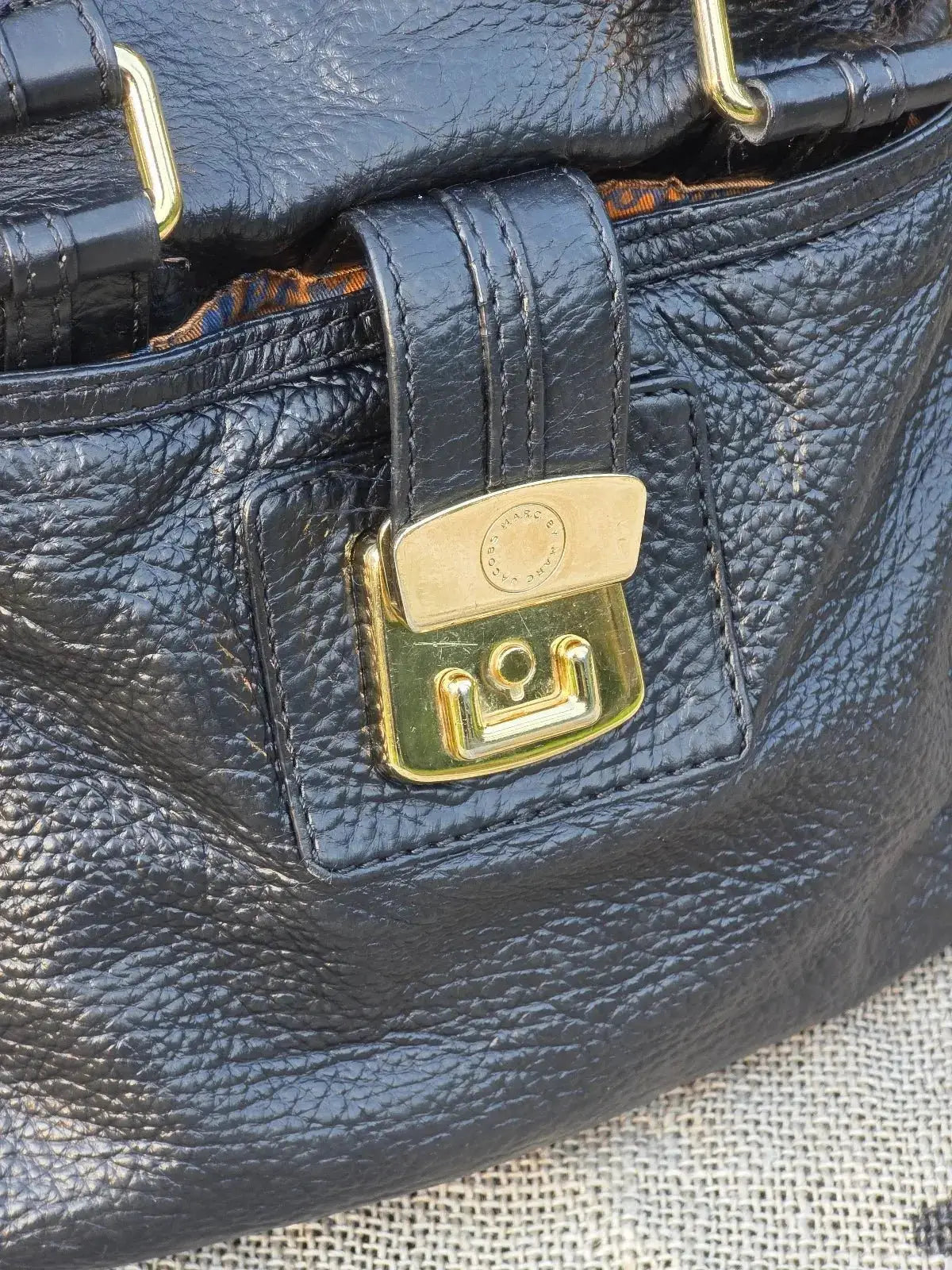 Duża Torebka Marc Jacobs – elegancja w każdym detalu - karenlike.com