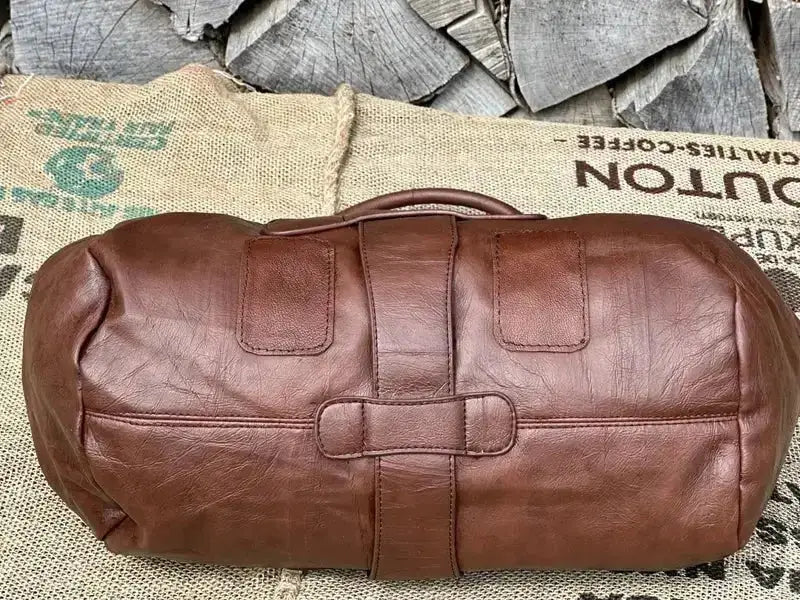 Elegancka torebka vintage na ramię w stylu retro z lat 80 - tych - karenlike.com