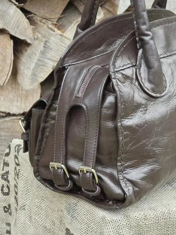 Kuferek Chloé Edith – klasyczna torebka do ręki - karenlike.com