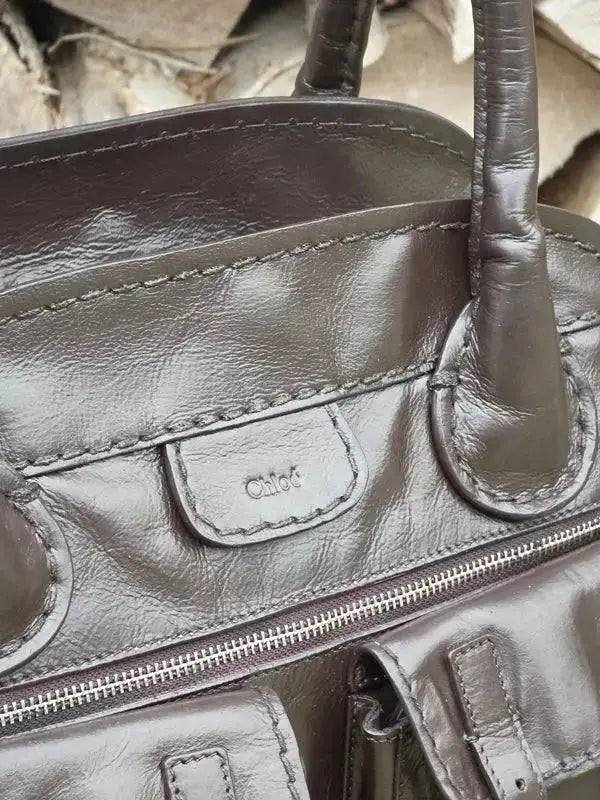 Kuferek Chloé Edith – klasyczna torebka do ręki - karenlike.com