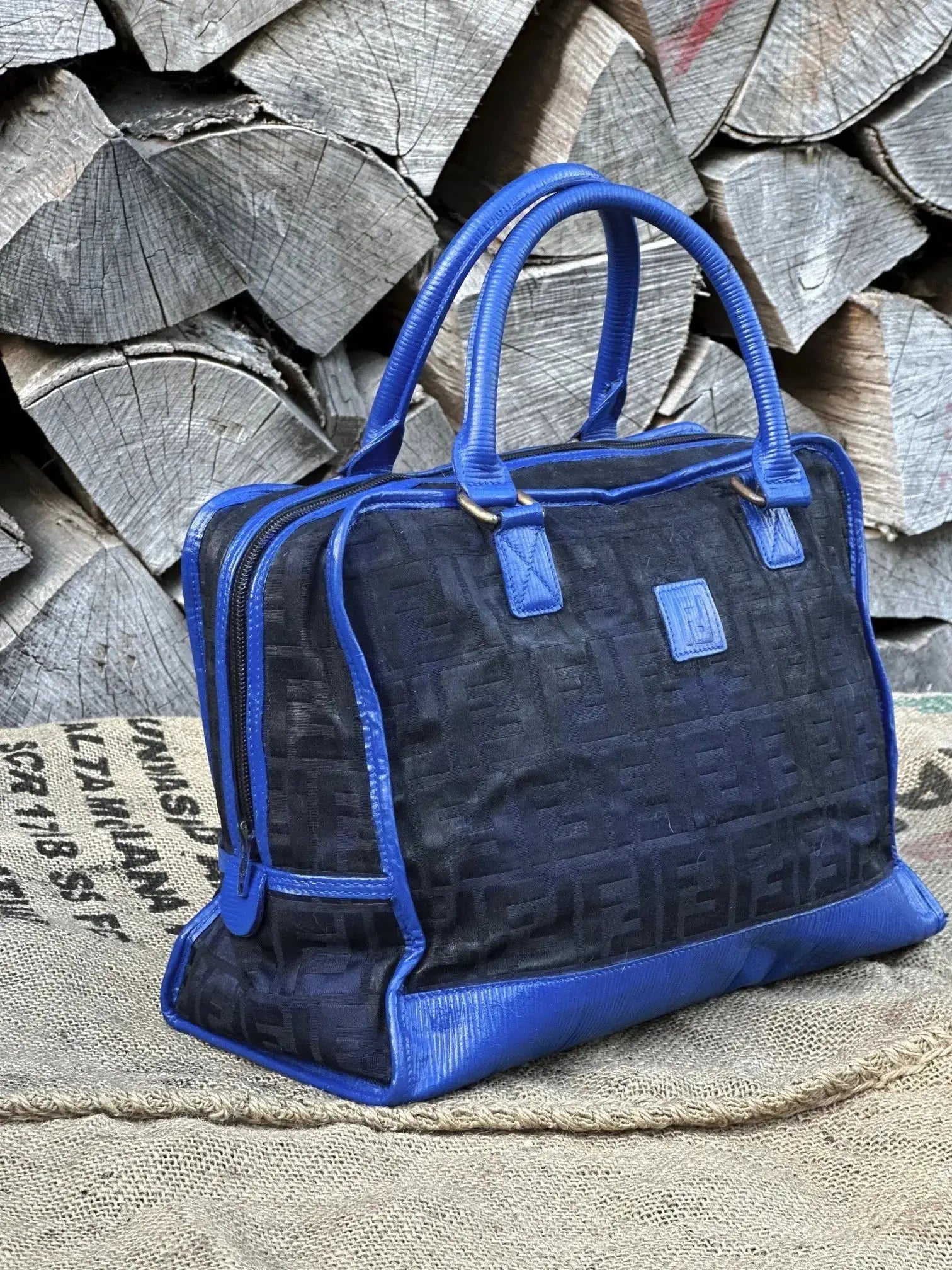 Kuferek Vintage 1960/1970 Fendi Monogram W idealnym stanie po renowacji - karenlike.com