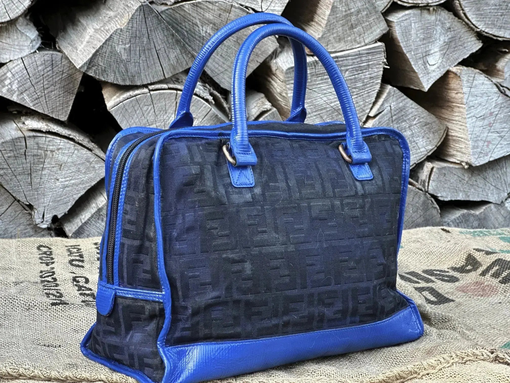 Kuferek Vintage 1960/1970 Fendi Monogram W idealnym stanie po renowacji - karenlike.com