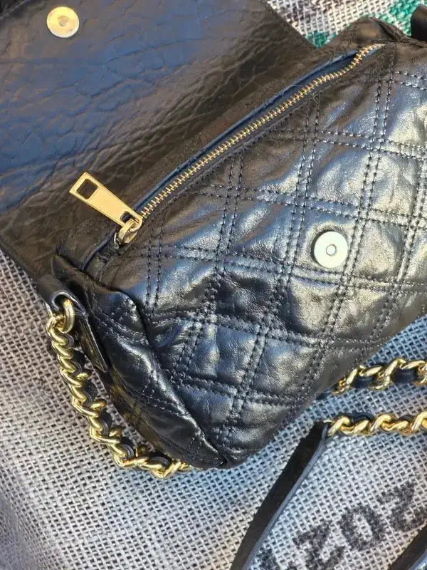 Mała Torebka Marc Jacobs Na Klucze Telefon Dokumenty Stan Idealny Po Renowacji Koloru - karenlike.com