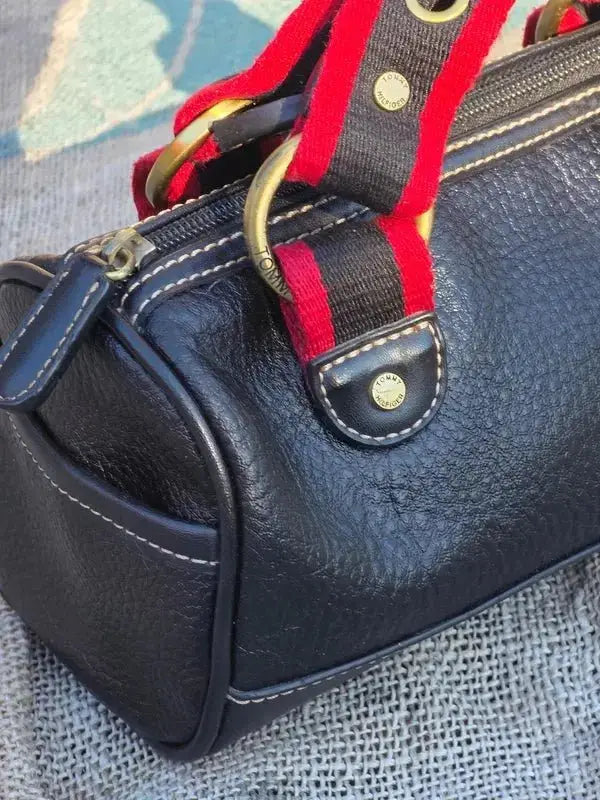 Mini Kuferek Tommy Hilfiger na klucze dokumenty telefon - karenlike.com
