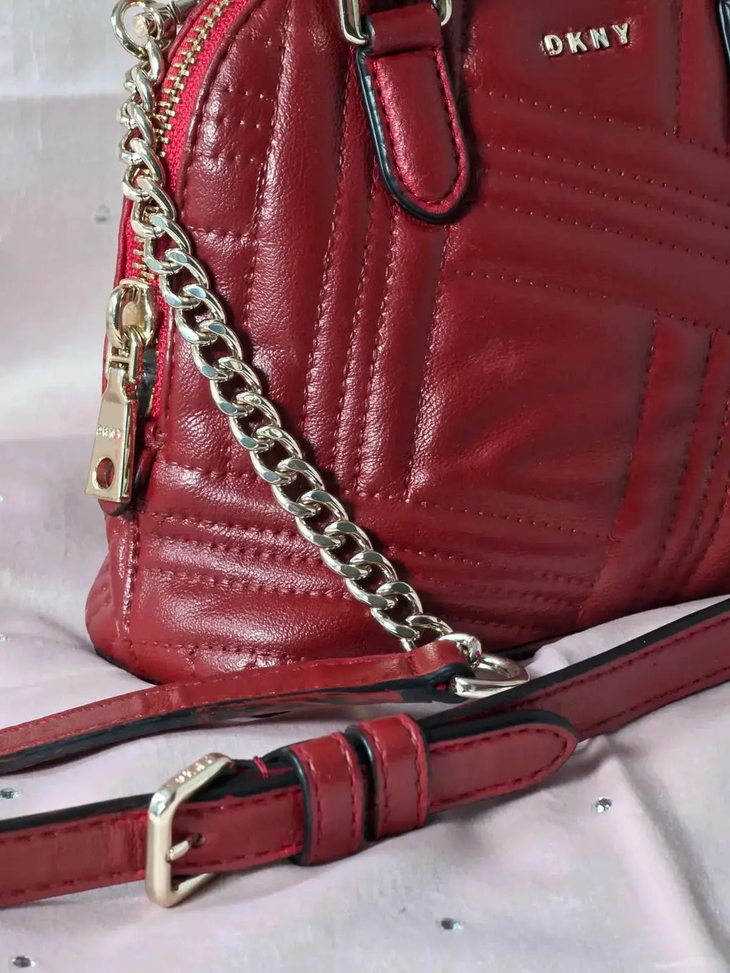 Mini Torebka DKNY – Skóra Naturalna | Stan Idealny po Profesjonalnej Renowacji Koloru - karenlike.com