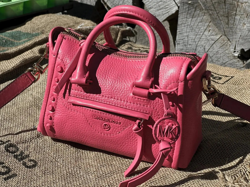 Mini Torebka Michael Kors na dokumenty telefon klucze, po renowacji koloru super stan - karenlike.com