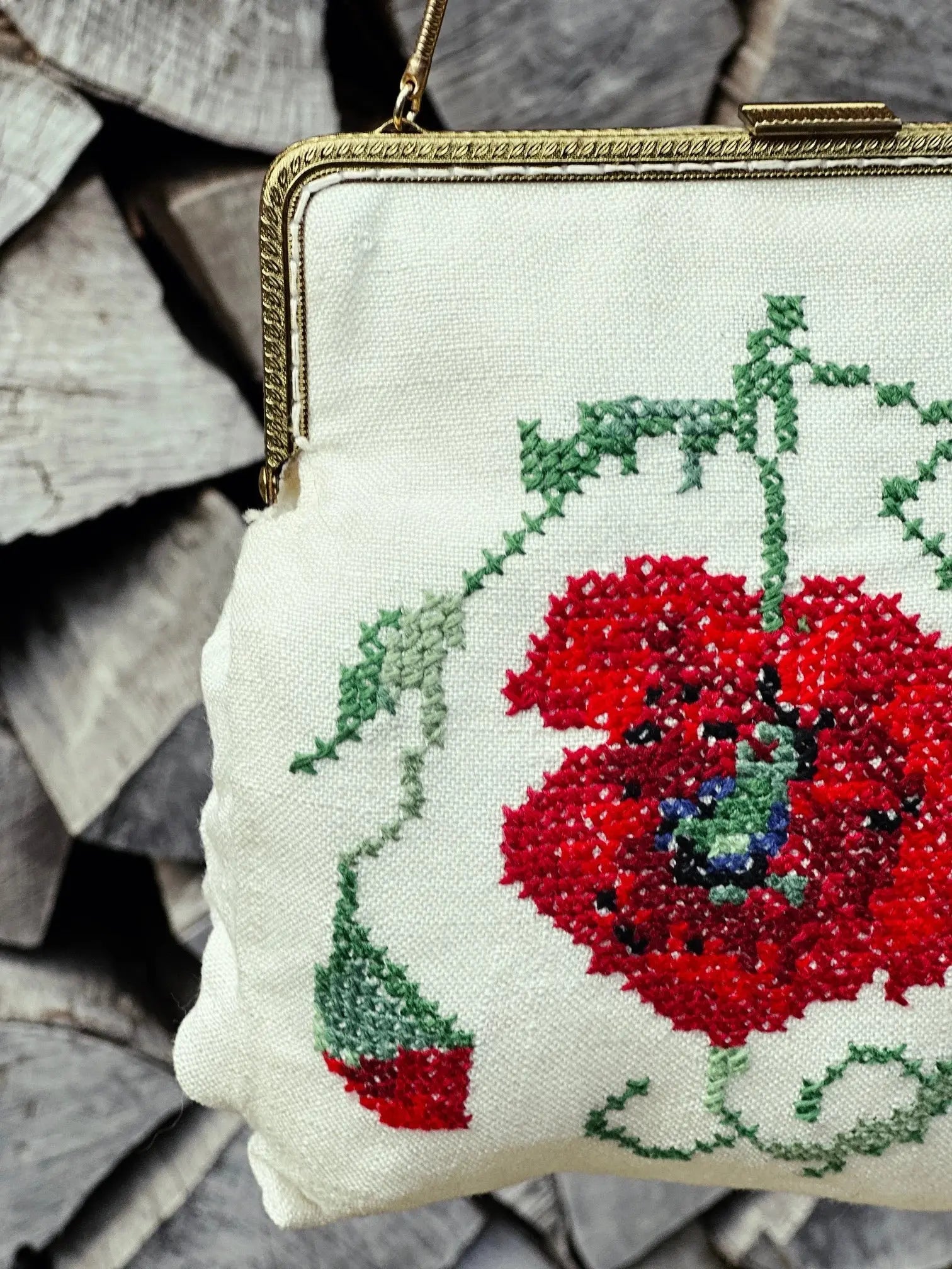 Mini Torebka na Telefon / Dokumenty / Klucze – Haft Krzyżykowy - karenlike.com