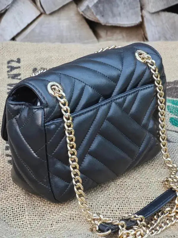 Mini torebka pikowana Michael Kors stan idealnym po renowacji - karenlike.com