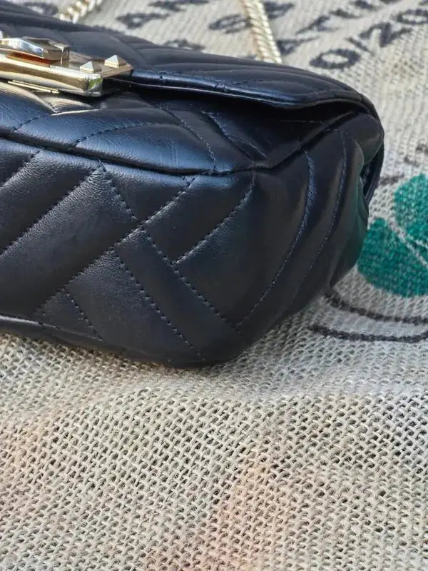 Mini torebka pikowana Michael Kors stan idealnym po renowacji - karenlike.com