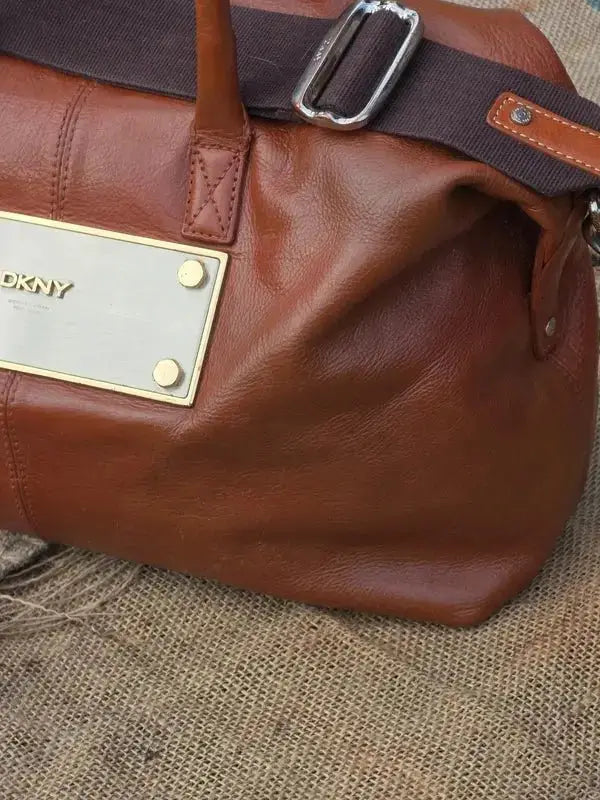 Piękna Duża torba DKNY w idealnym stanie po renowacji koloru - karenlike.com