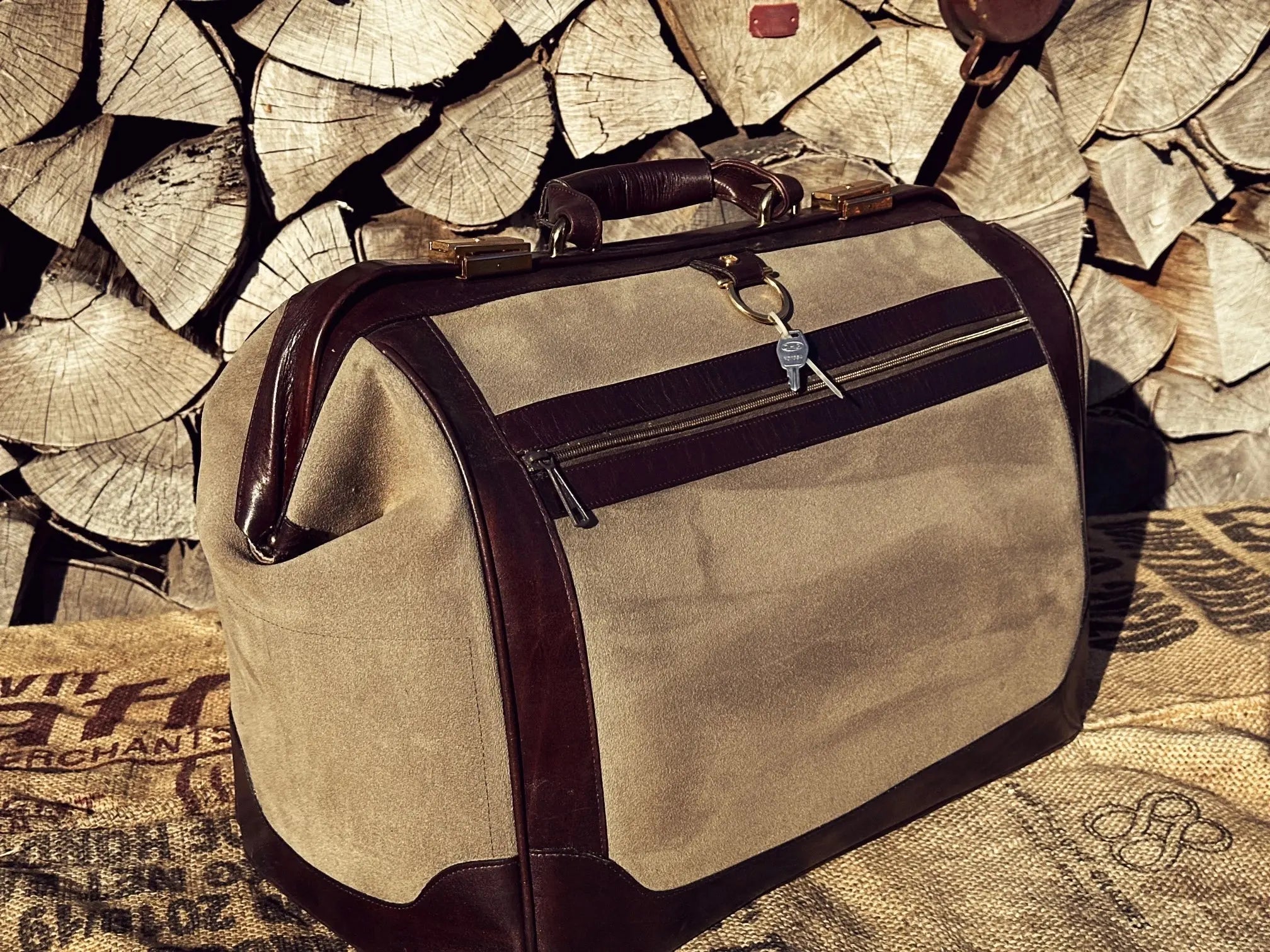 Piękna duża torba weekendowa/podróżna z lat 1990, nowa. - karenlike.com