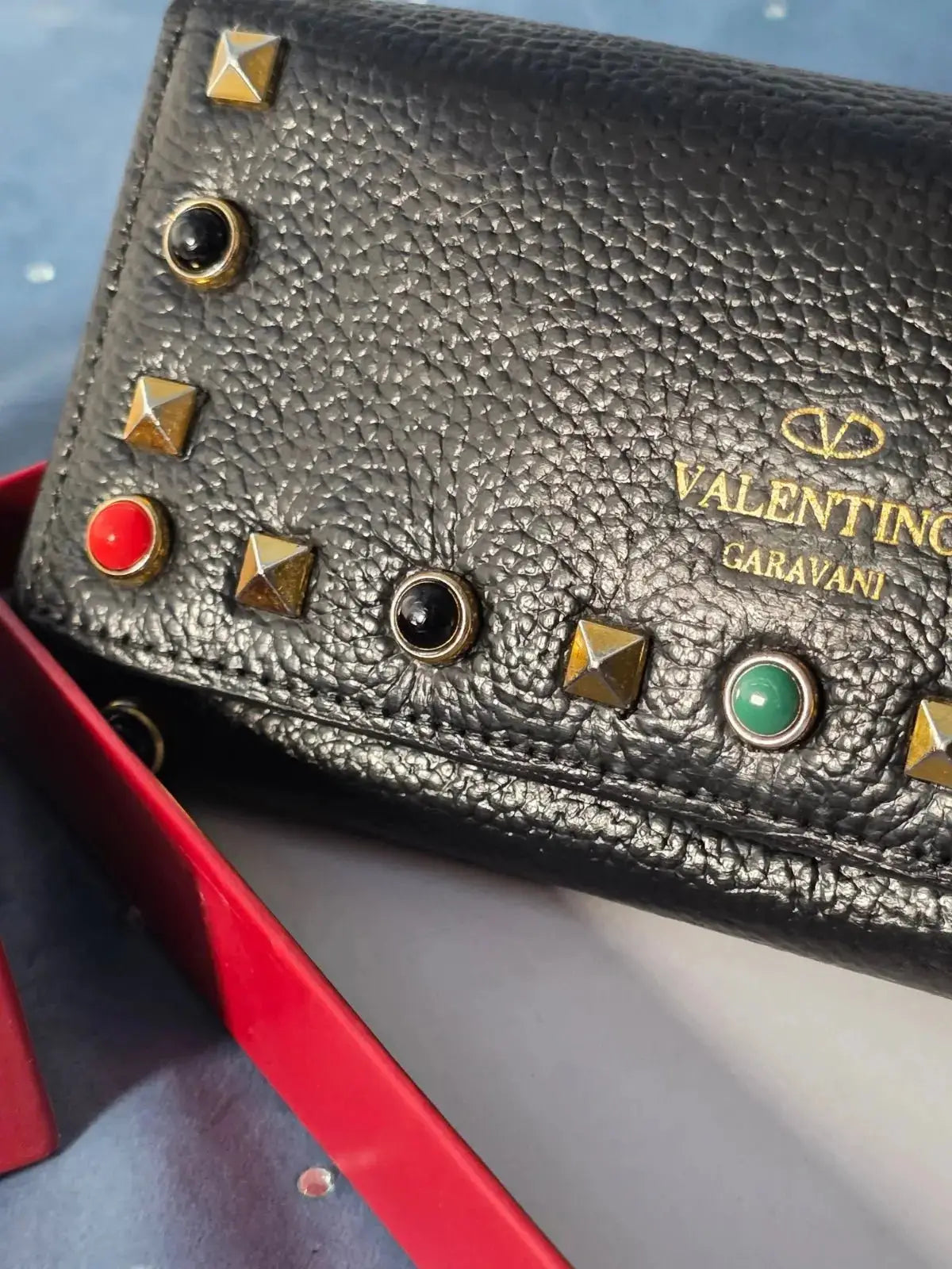 Portfel Valentino Garavani Skórzany 100% Oryginał Po Renowacji Koloru – Stan Idealny 19x10 cm - karenlike.com
