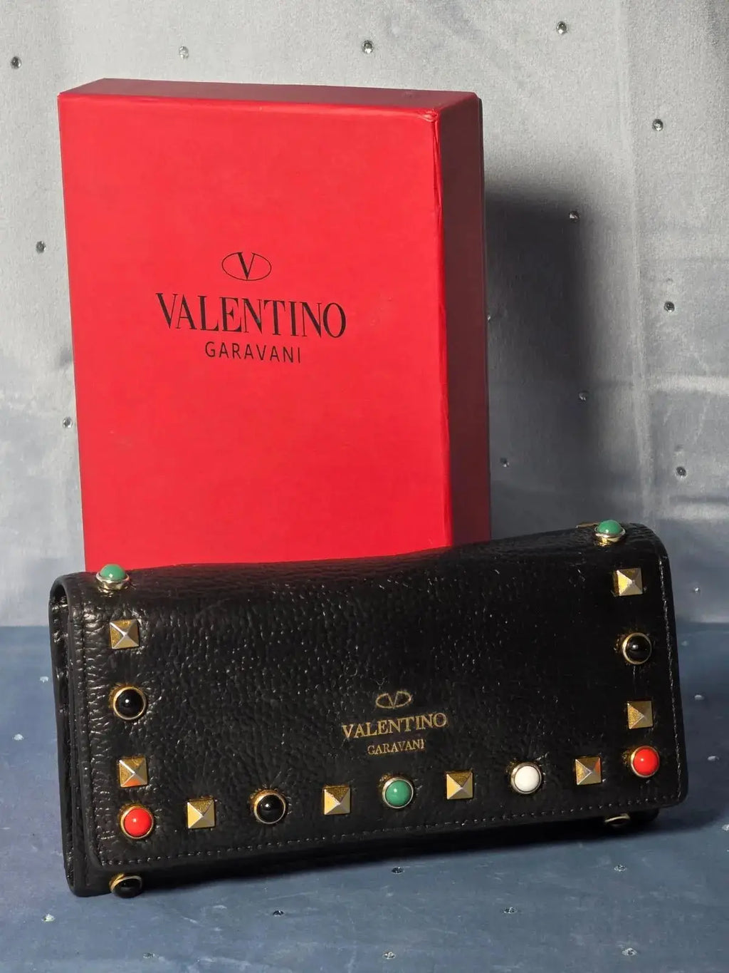 Portfel Valentino Garavani Skórzany 100% Oryginał Po Renowacji Koloru – Stan Idealny 19x10 cm - karenlike.com