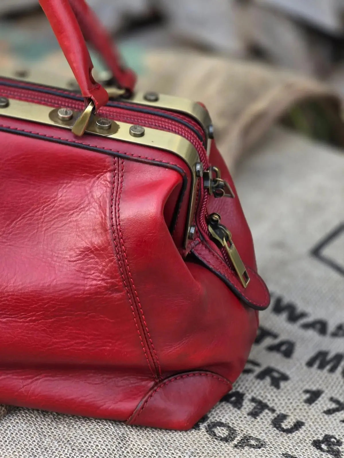 Przepiękny Kuferek Vintage Katana Stan Idealny Po Renowacji Koloru - karenlike.com