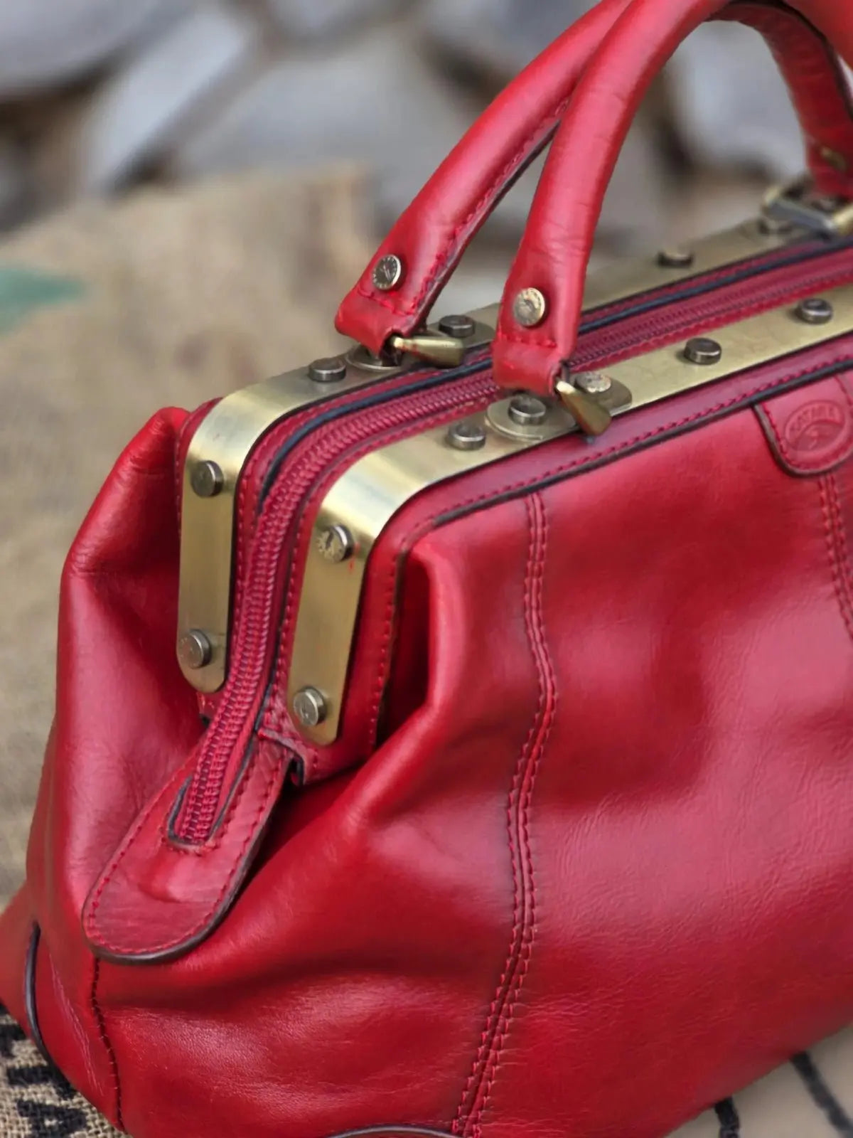 Przepiękny Kuferek Vintage Katana Stan Idealny Po Renowacji Koloru - karenlike.com