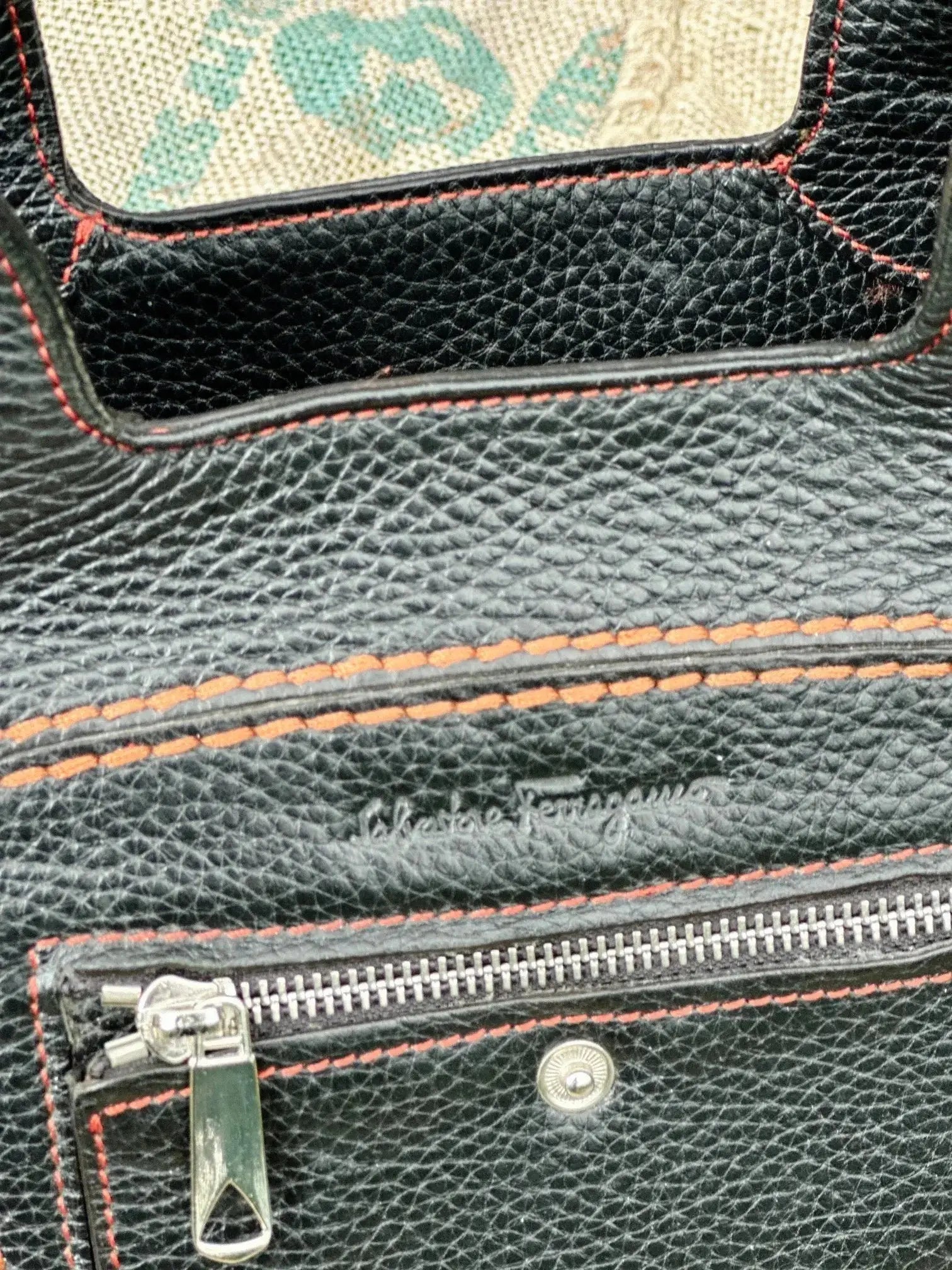 Salvatore Ferragamo – torebka kuferek do ręki lub na ramię | stan idealny | 100% skóra naturalna - karenlike.com