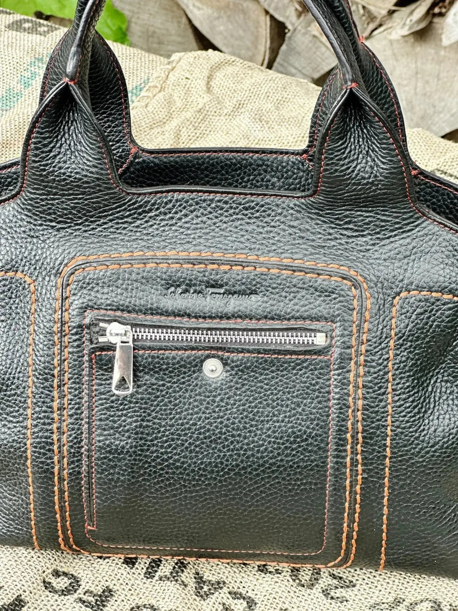 Salvatore Ferragamo – torebka kuferek do ręki lub na ramię | stan idealny | 100% skóra naturalna - karenlike.com