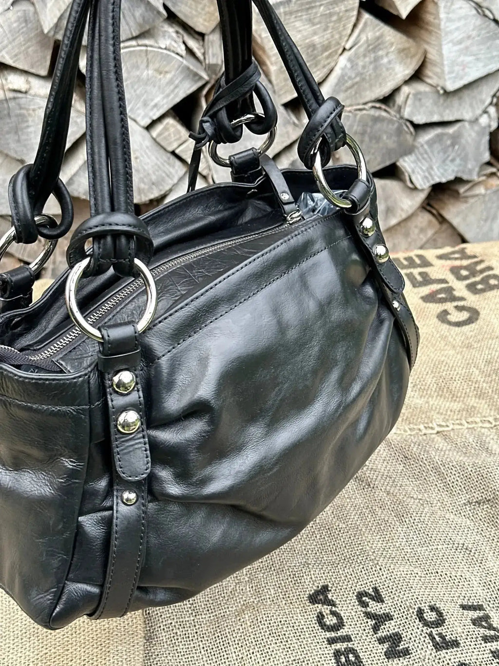Średniej wielkości torebka kuferek Coccinelle Vintage – stan idealny | 100% skóra naturalna - karenlike.com