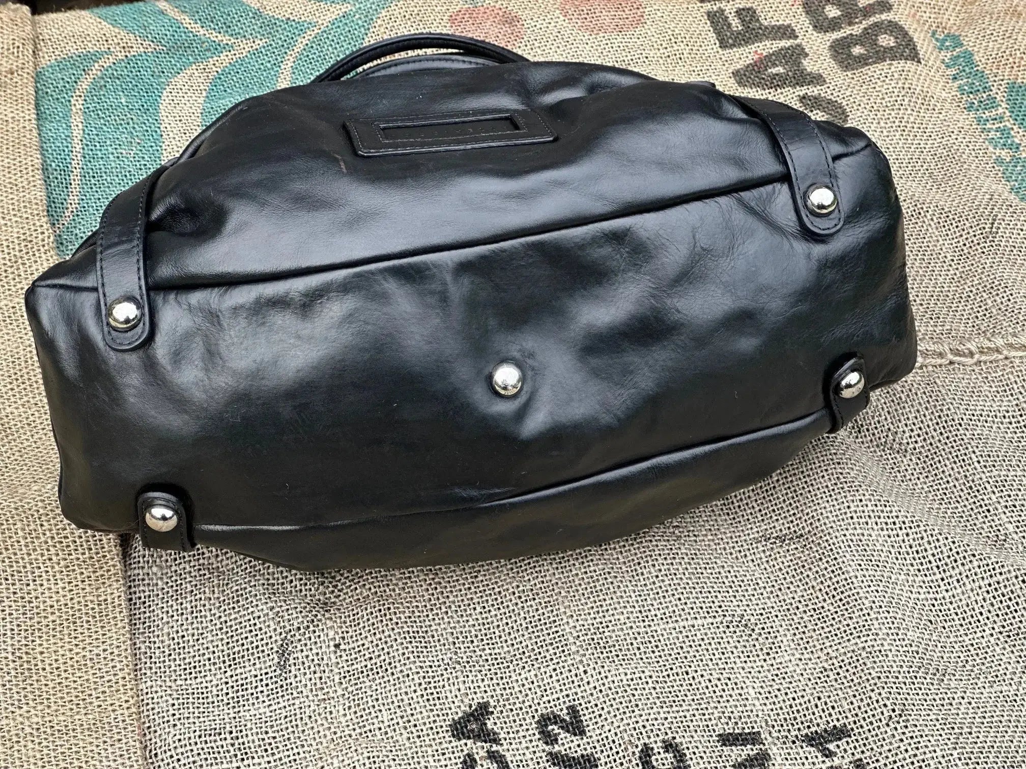 Średniej wielkości torebka kuferek Coccinelle Vintage – stan idealny | 100% skóra naturalna - karenlike.com
