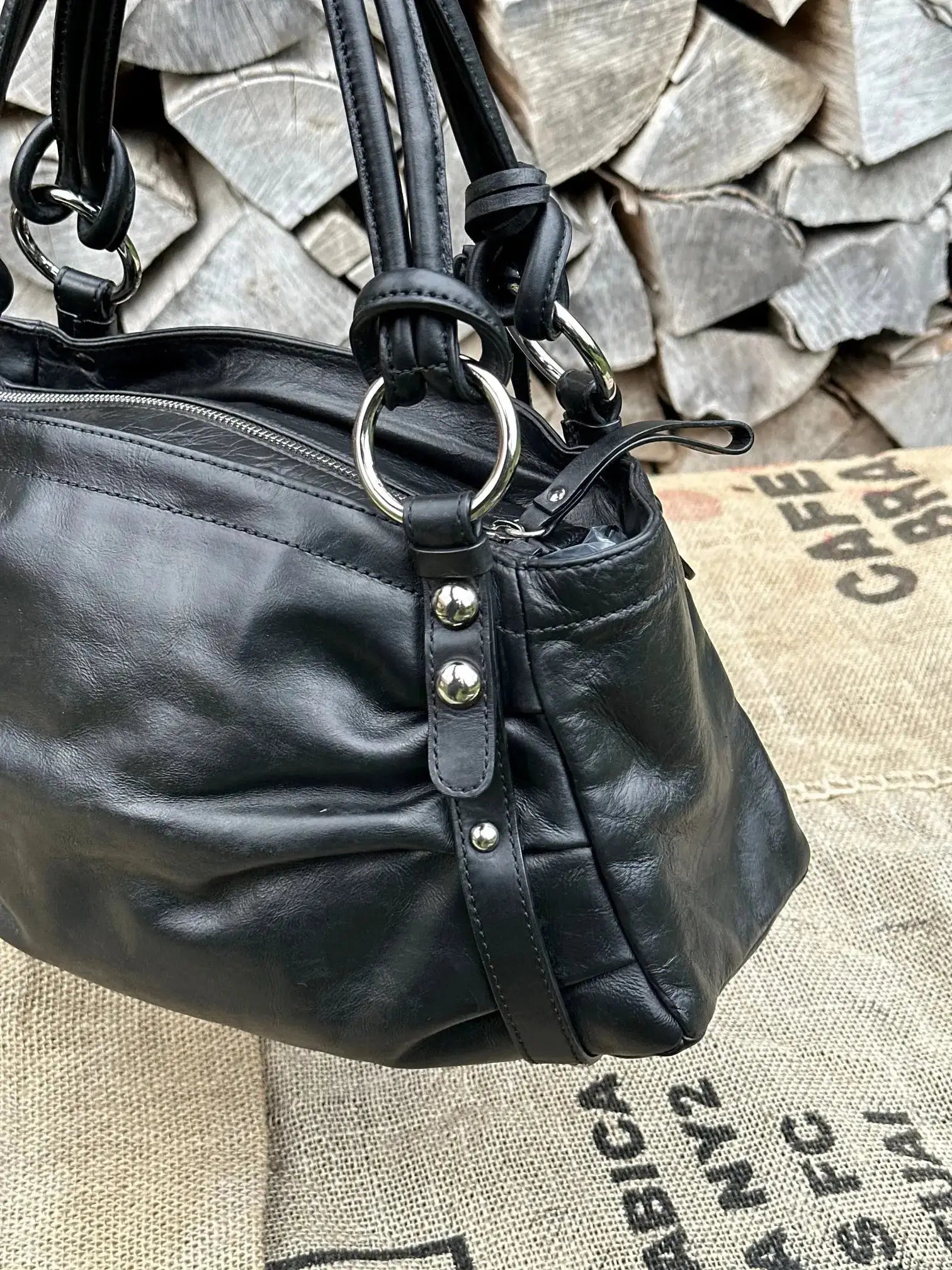 Średniej wielkości torebka kuferek Coccinelle Vintage – stan idealny | 100% skóra naturalna - karenlike.com