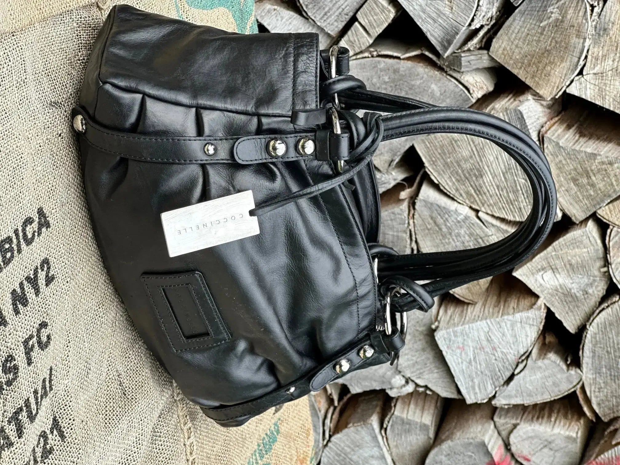 Średniej wielkości torebka kuferek Coccinelle Vintage – stan idealny | 100% skóra naturalna - karenlike.com