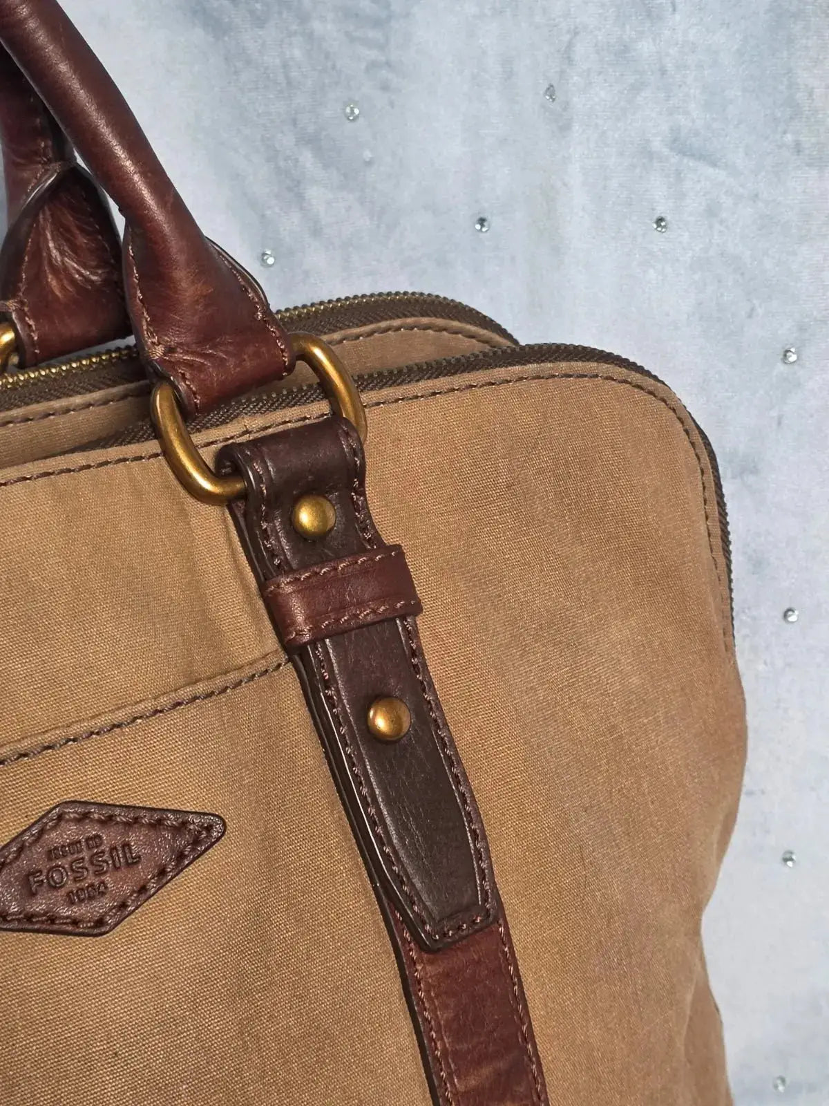 Torba Aktówka FOSSIL Vintage – Skóra Naturalna i Płótno | Piękna Patyna - karenlike.com