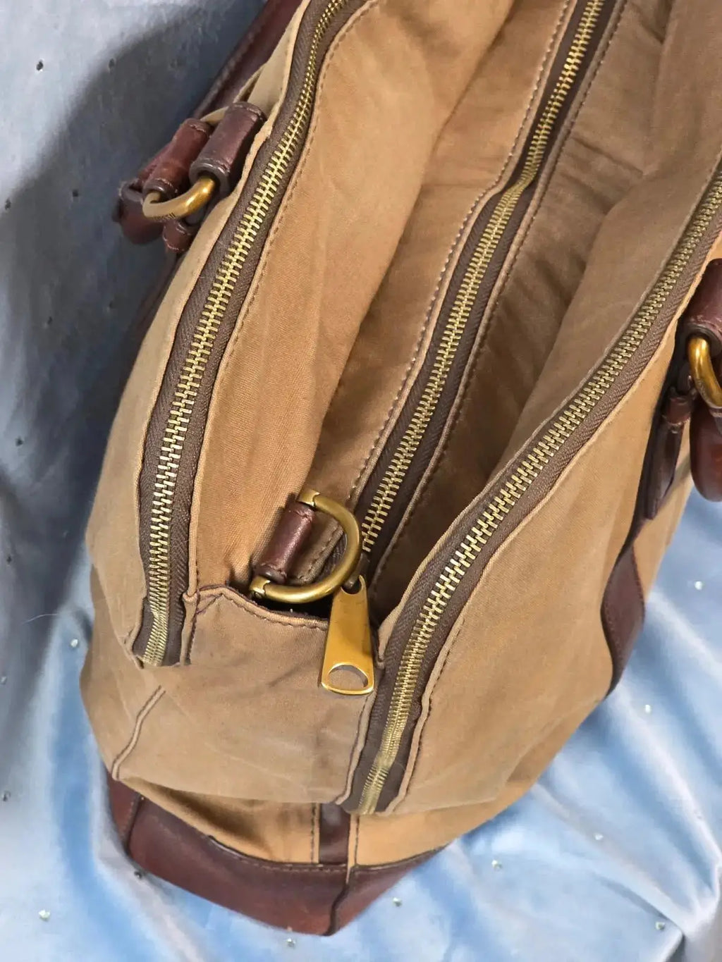 Torba Aktówka FOSSIL Vintage – Skóra Naturalna i Płótno | Piękna Patyna - karenlike.com