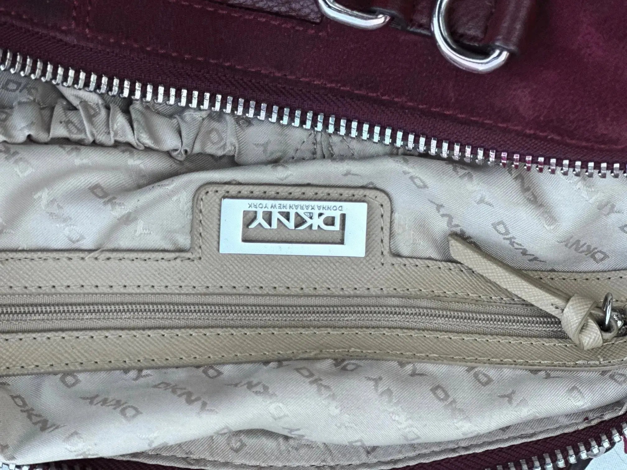 Torba DKNY – głęboki wiśniowy/bordowy kolor, po renowacji - karenlike.com