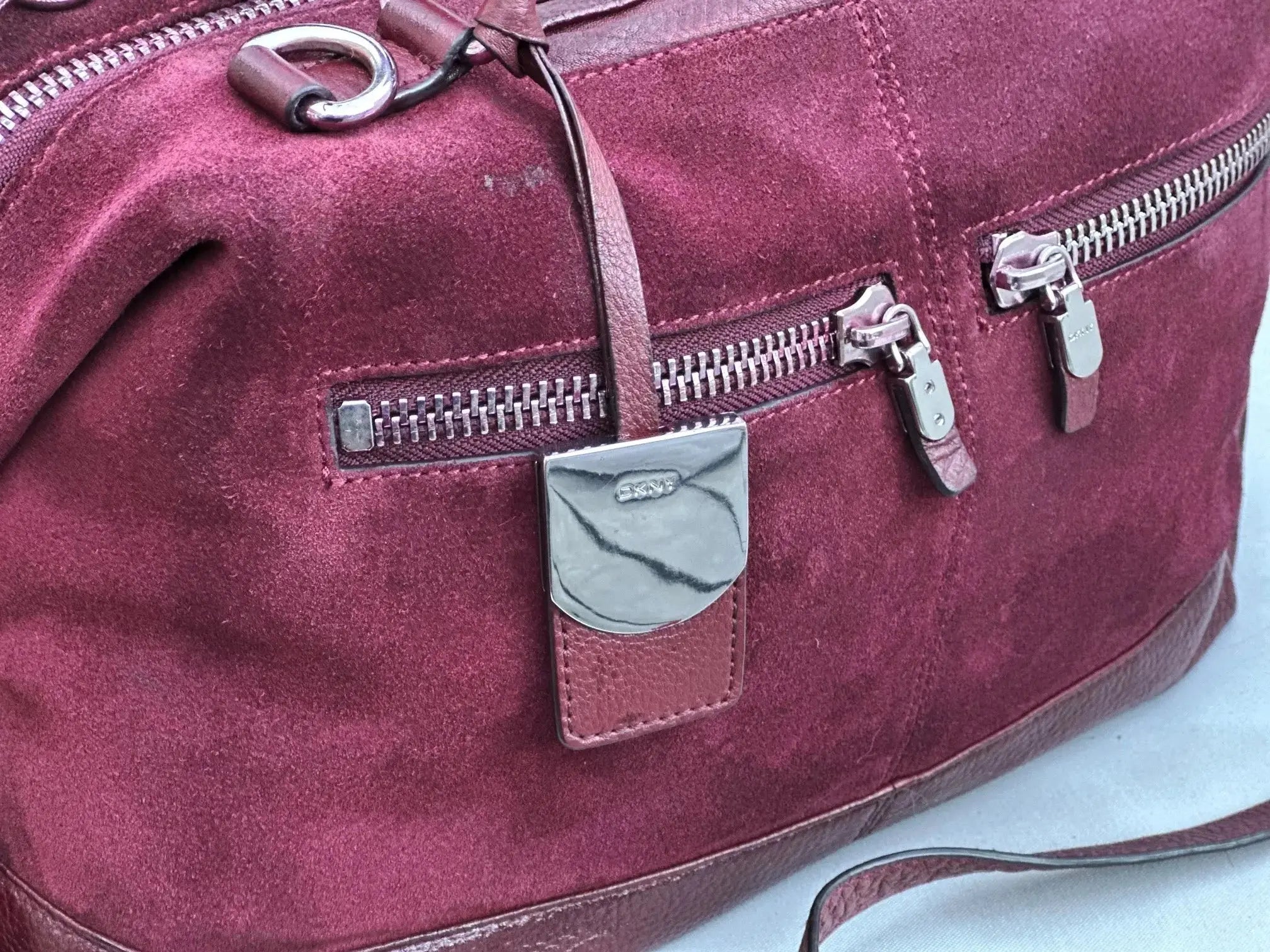 Torba DKNY – głęboki wiśniowy/bordowy kolor, po renowacji - karenlike.com