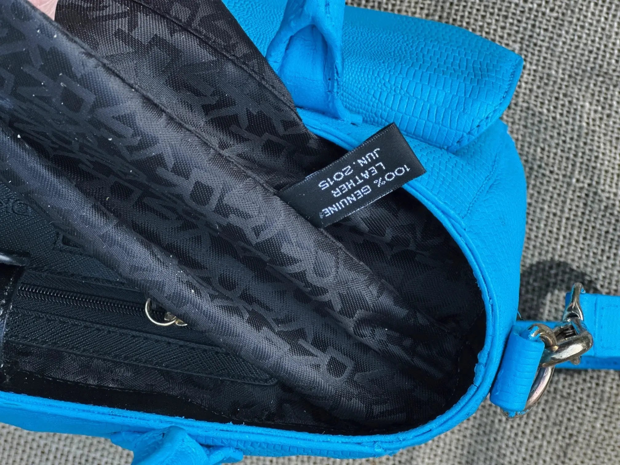 Torebka DKNY – stan idealny, po renowacji koloru - karenlike.com