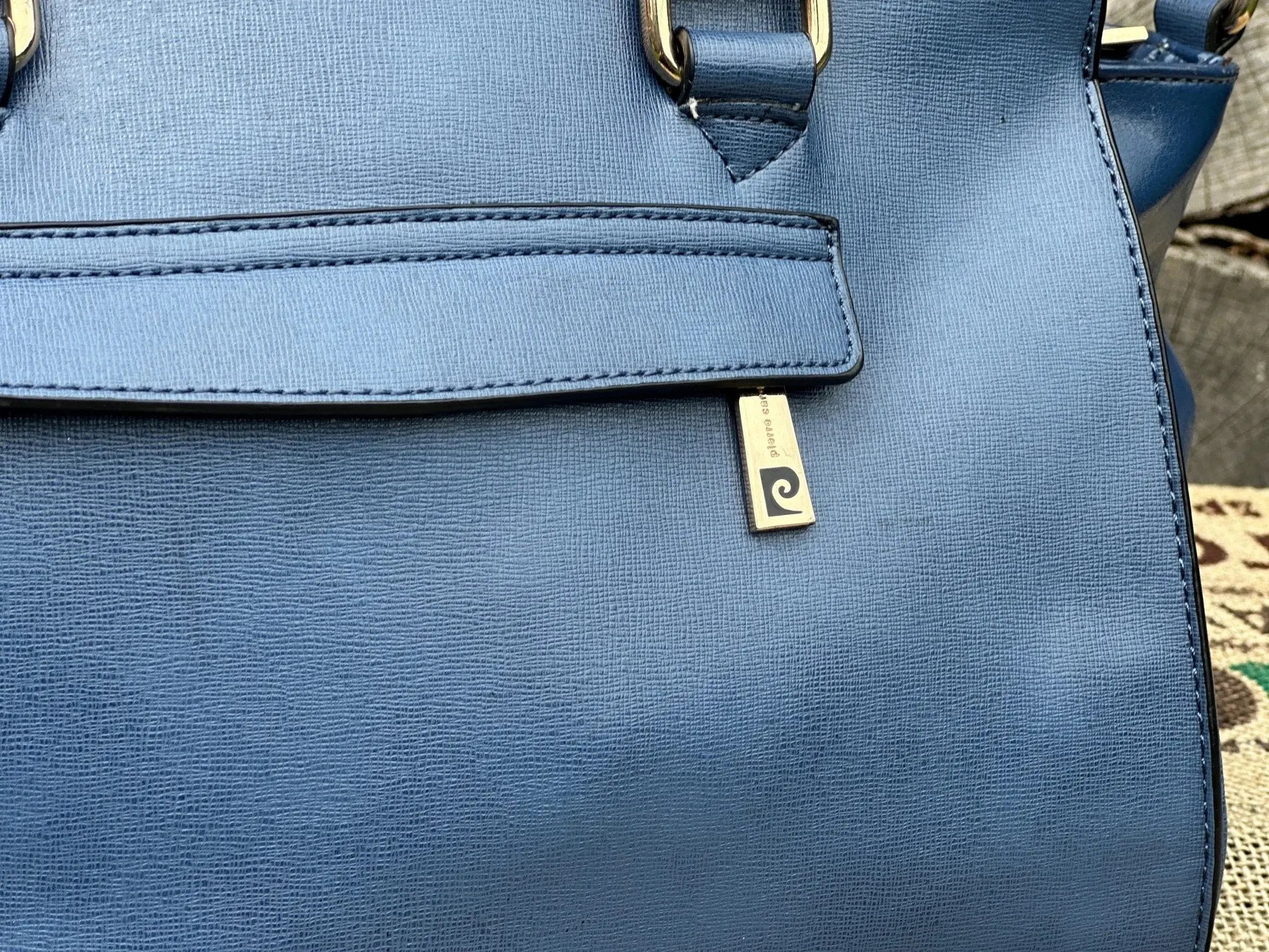 Torebka do ręki (brak paska) Pierre Cardin – stan idealny | Skóra ekologiczna | Autentyczna - karenlike.com