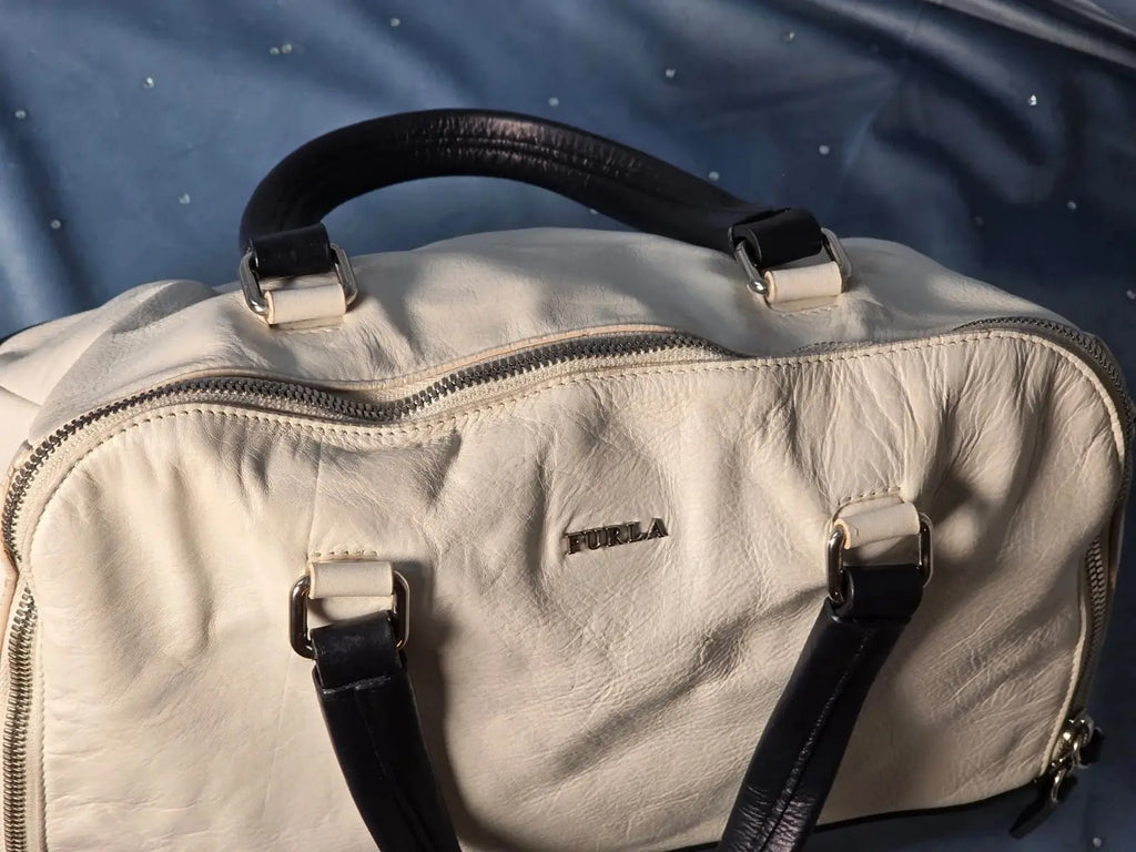 Torebka FURLA – Kuferek Skórzany | Stan Idealny po Profesjonalnej Renowacji Koloru - karenlike.com