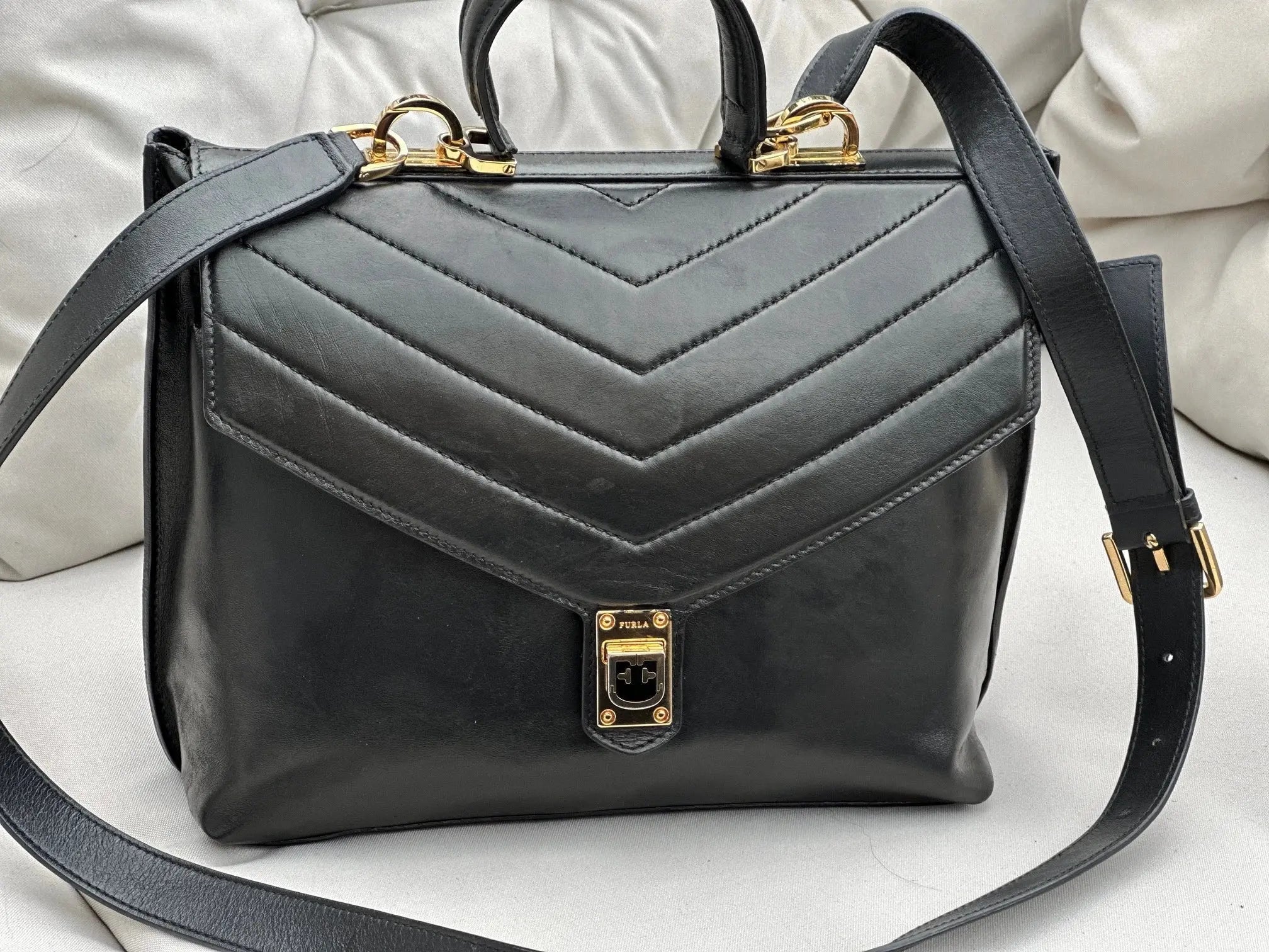 Torebka Furla Stan Idealny Po Renowacji Koloru - karenlike.com