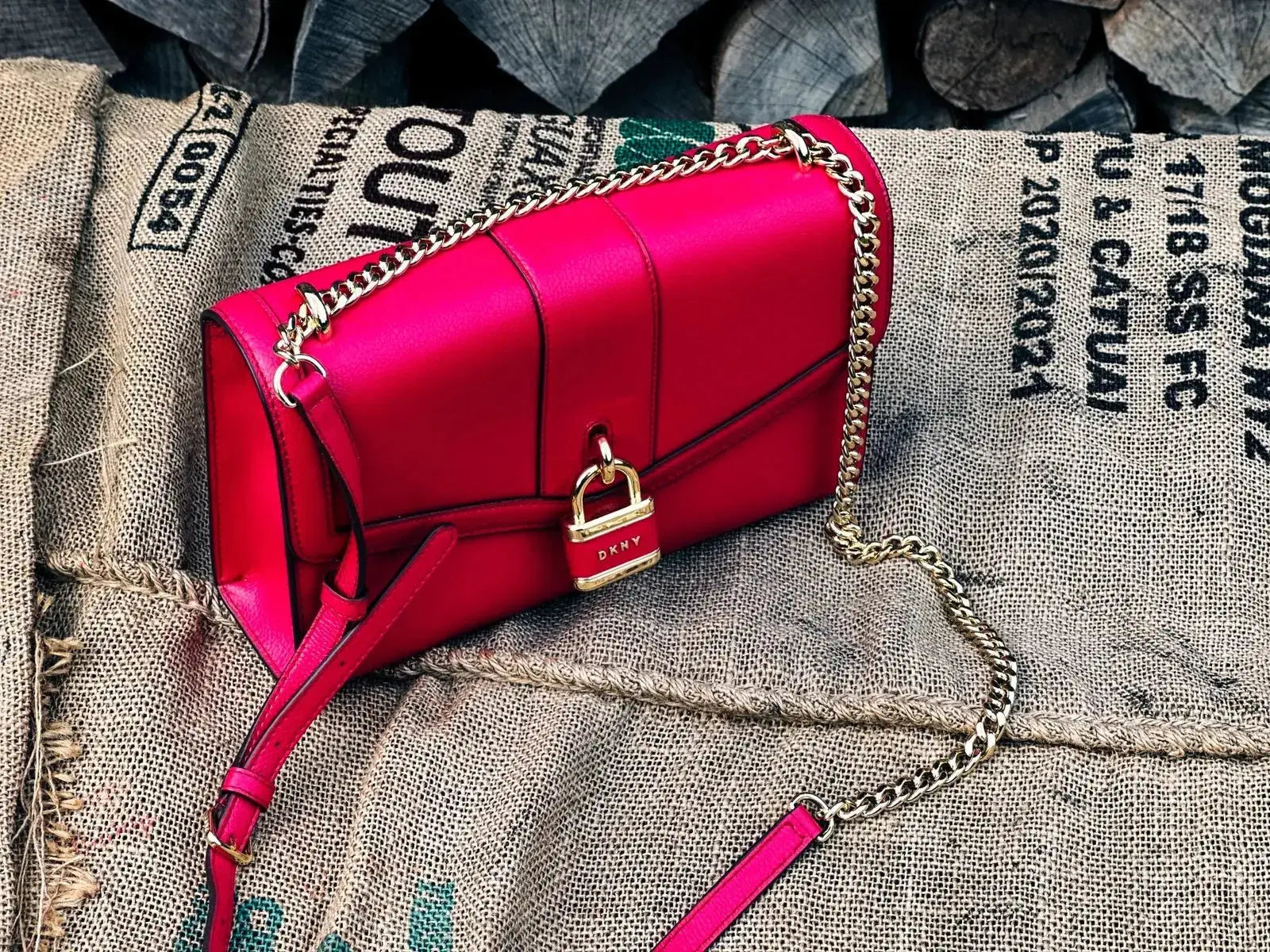 Torebka kopertówka DKNY – stan idealny | 100% autentyczna - karenlike.com