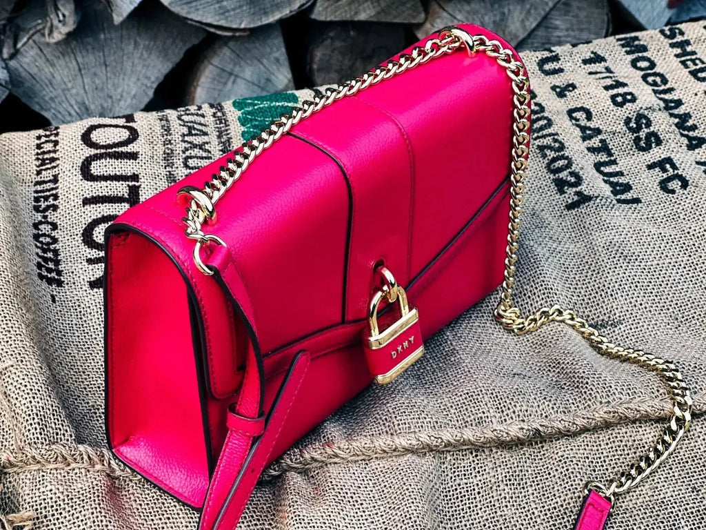 Torebka kopertówka DKNY – stan idealny | 100% autentyczna - karenlike.com