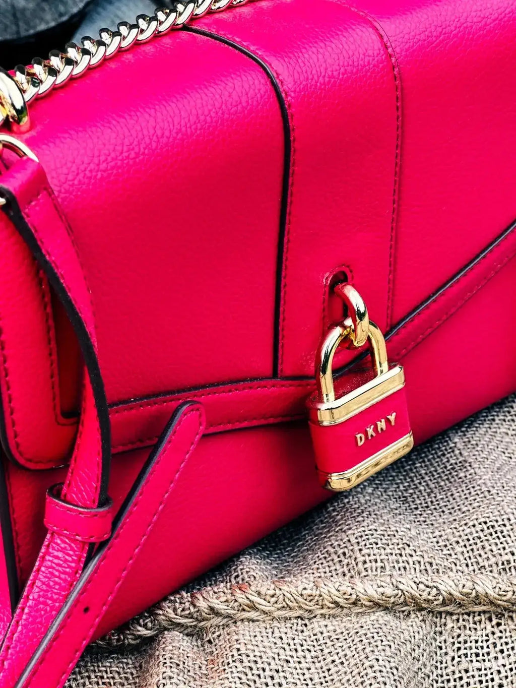 Torebka kopertówka DKNY – stan idealny | 100% autentyczna - karenlike.com