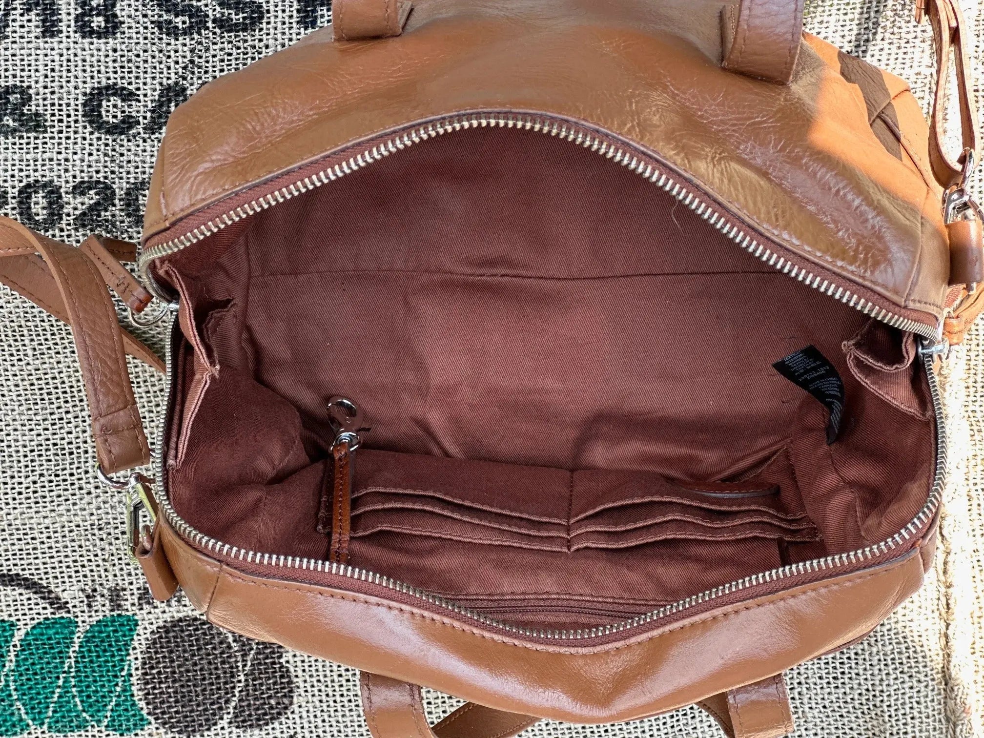 Torebka kuferek Boston Fossil Vintage – na ramię lub do ręki | stan idealny | 100% skóra naturalna | Autentyczna - karenlike.com