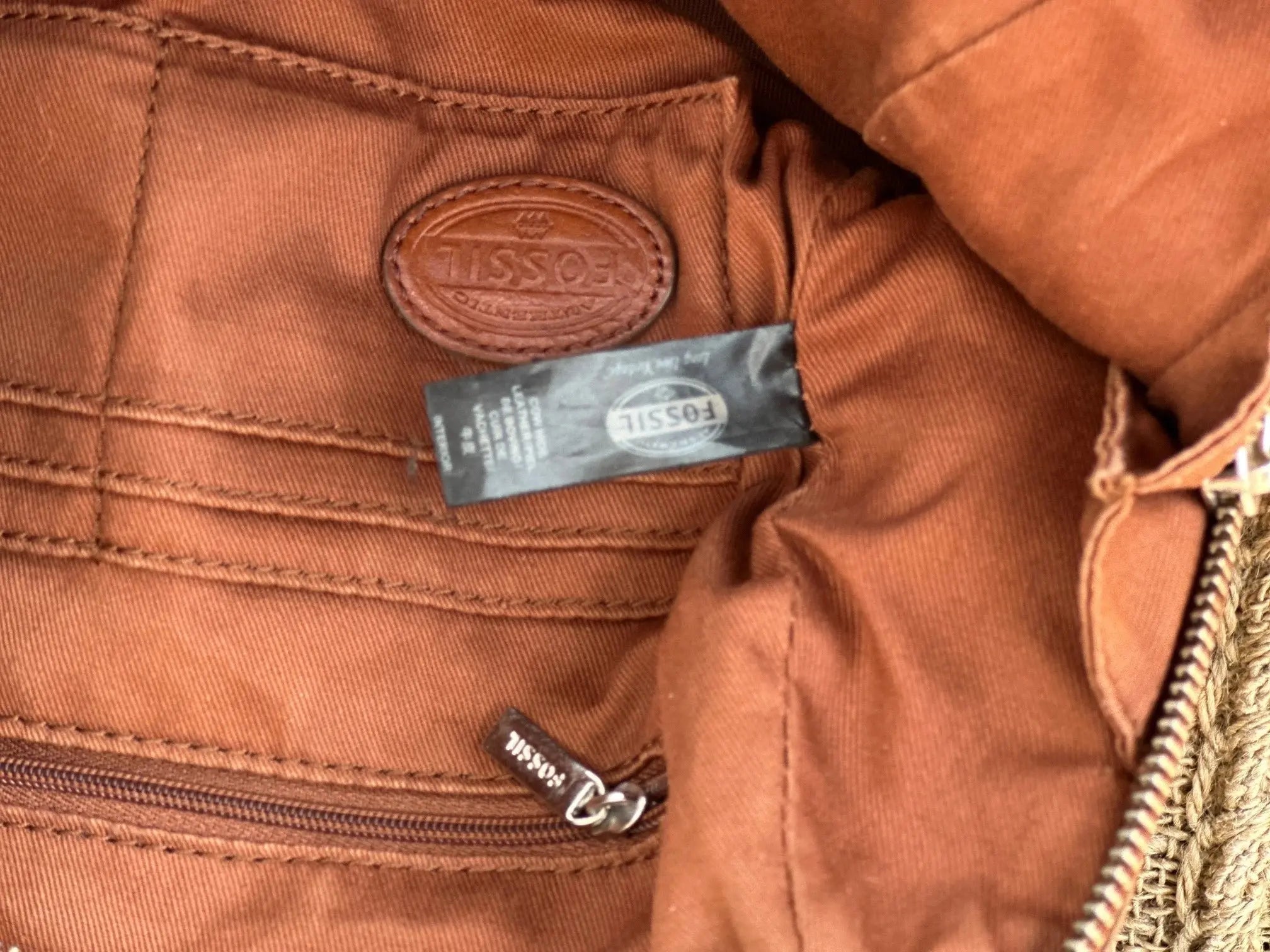 Torebka kuferek Boston Fossil Vintage – na ramię lub do ręki | stan idealny | 100% skóra naturalna | Autentyczna - karenlike.com