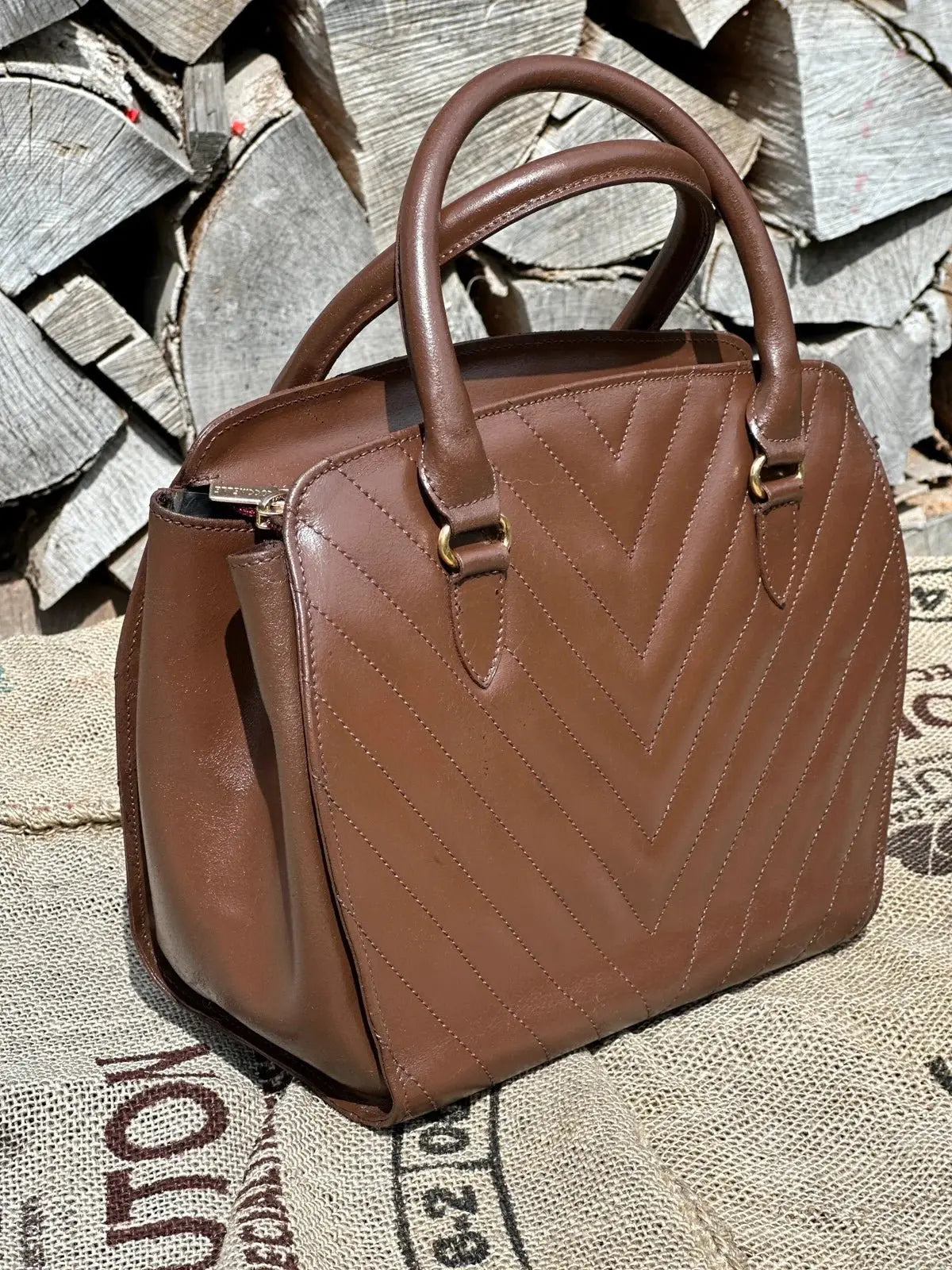 Torebka Kuferek Coccinelle Vintage 1980 – Skórzana 100% Oryginał | Stan Idealny Po Renowacji Koloru - karenlike.com