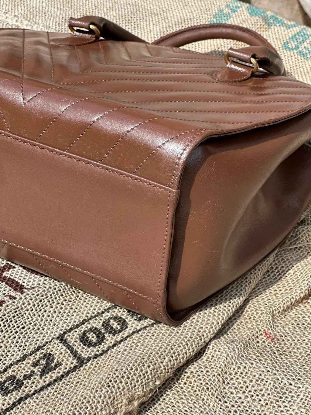 Torebka Kuferek Coccinelle Vintage 1980 – Skórzana 100% Oryginał | Stan Idealny Po Renowacji Koloru - karenlike.com